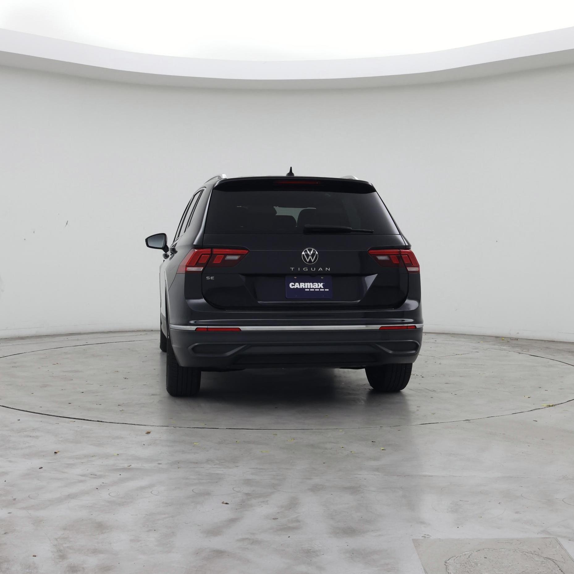 Thumbnail: 2024 Volkswagen Tiguan - 6