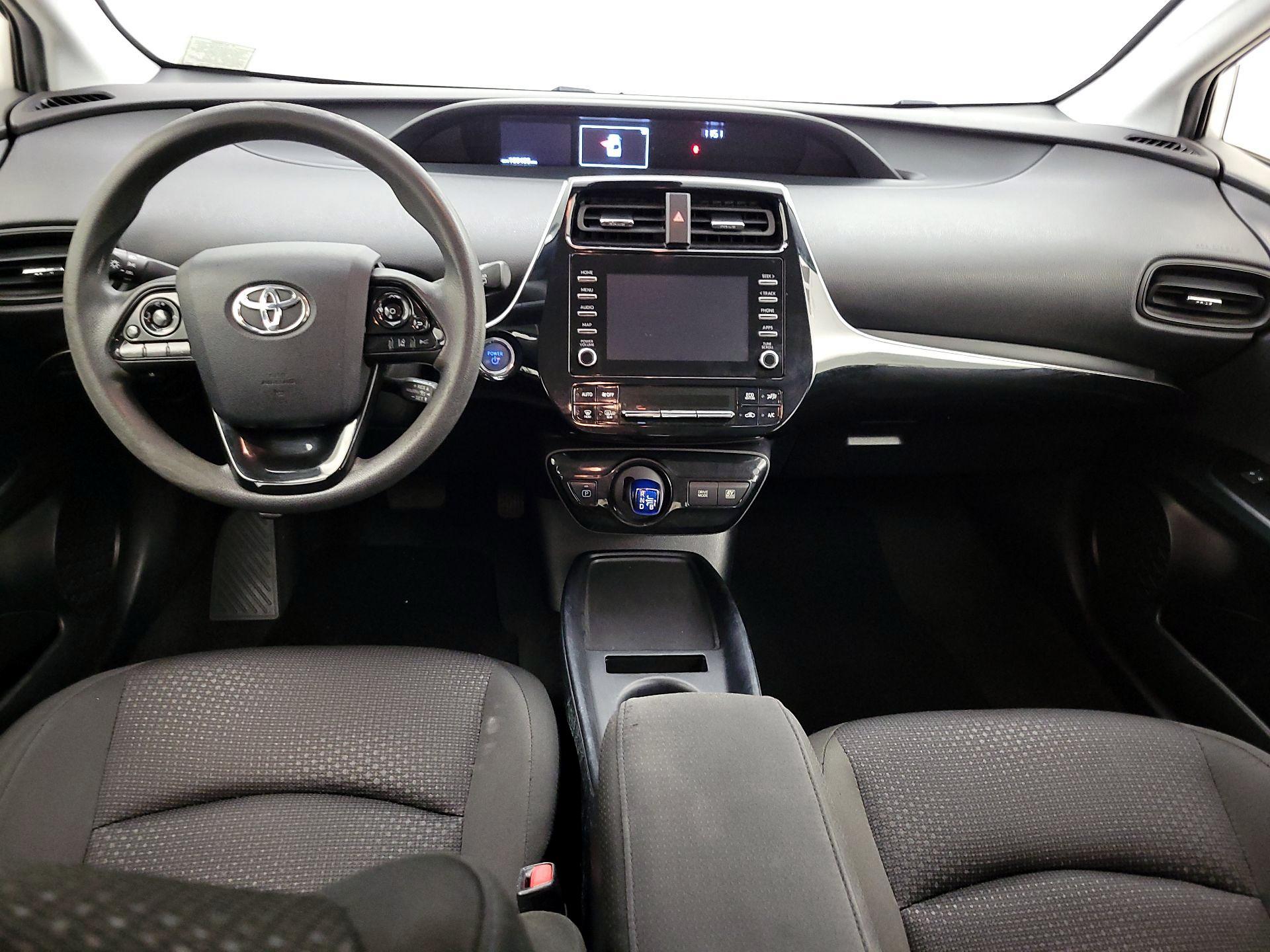 Thumbnail: 2020 Toyota Prius - 9