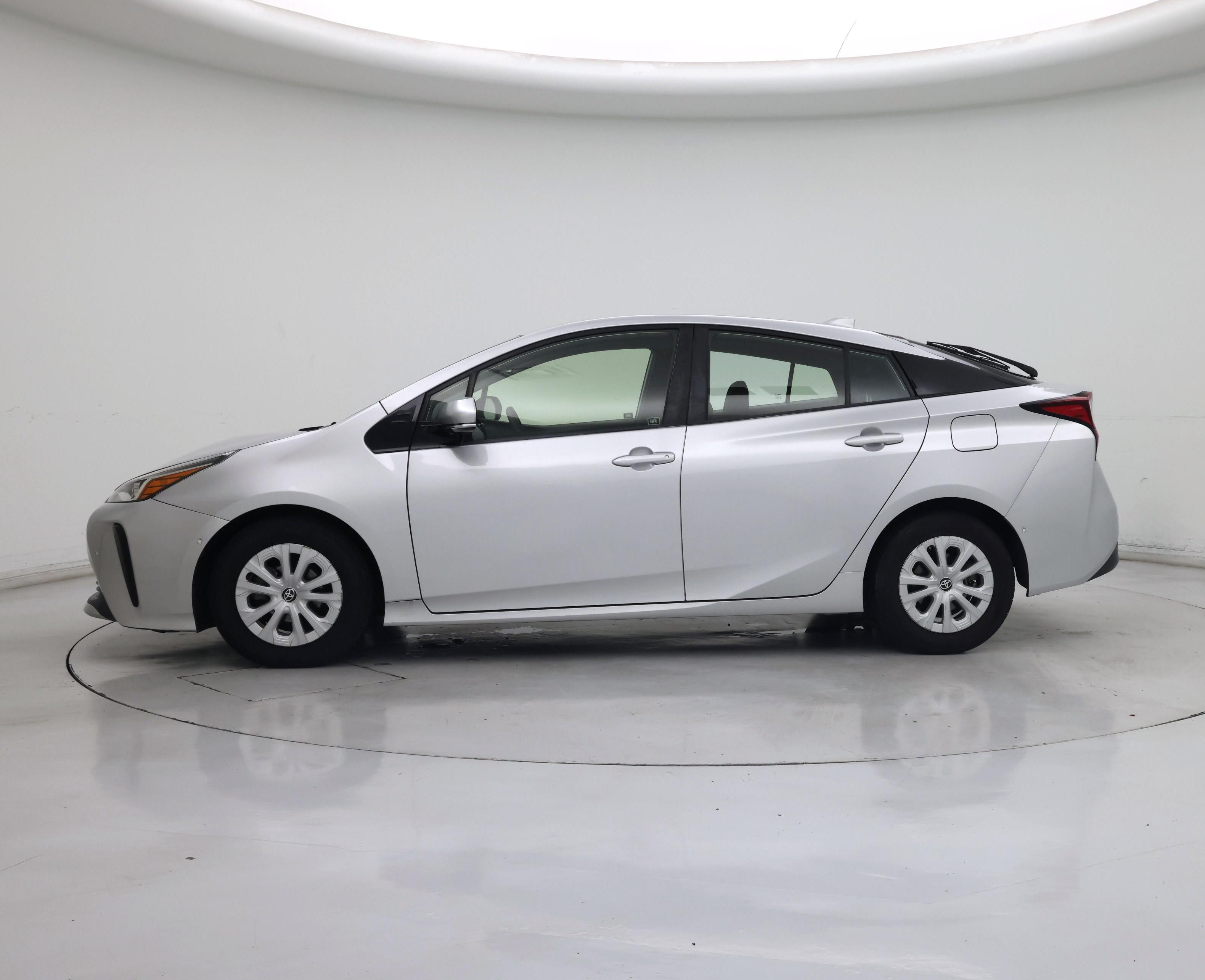 Thumbnail: 2020 Toyota Prius - 3