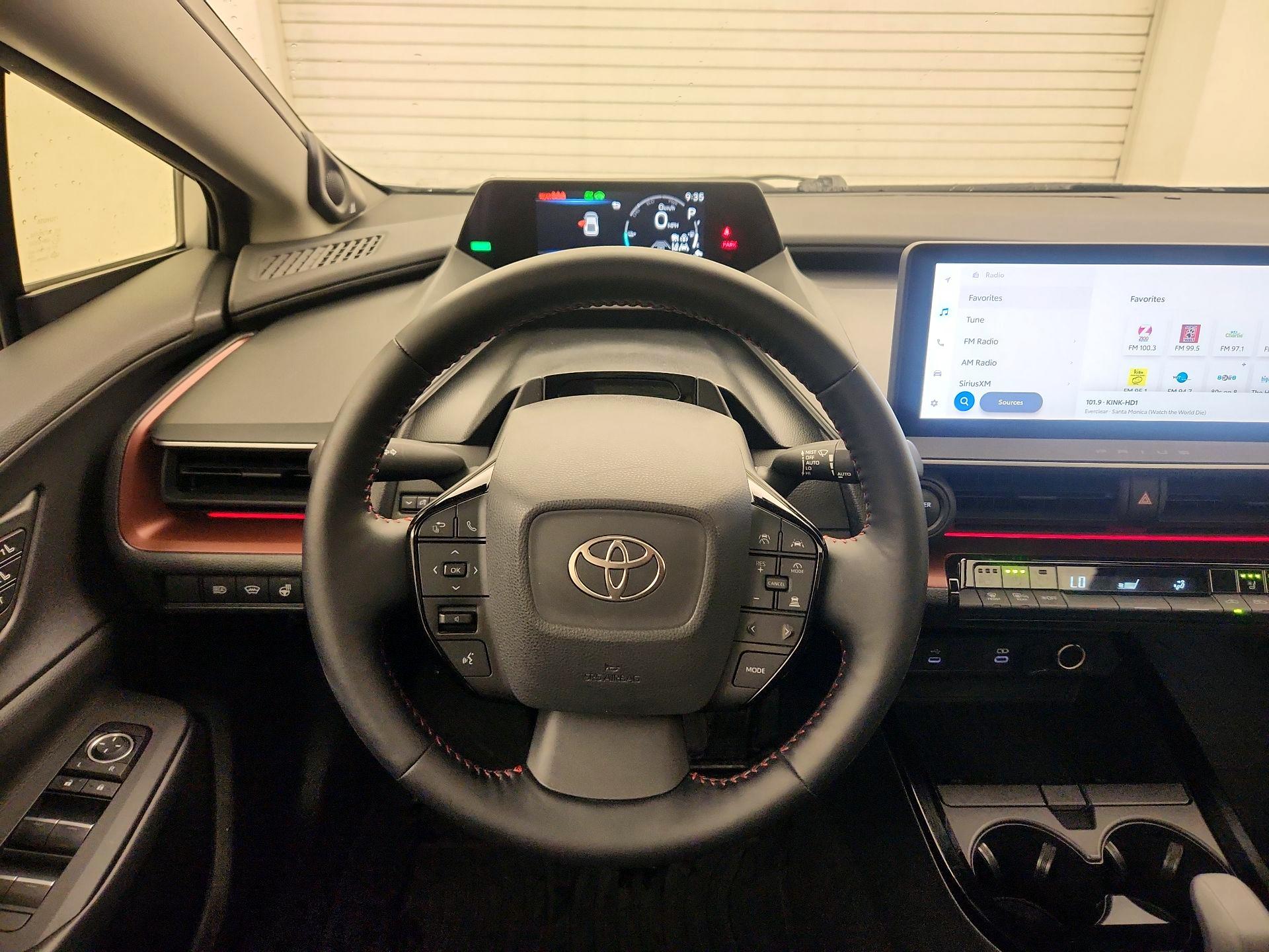 Thumbnail: 2023 Toyota Prius Prime - 10