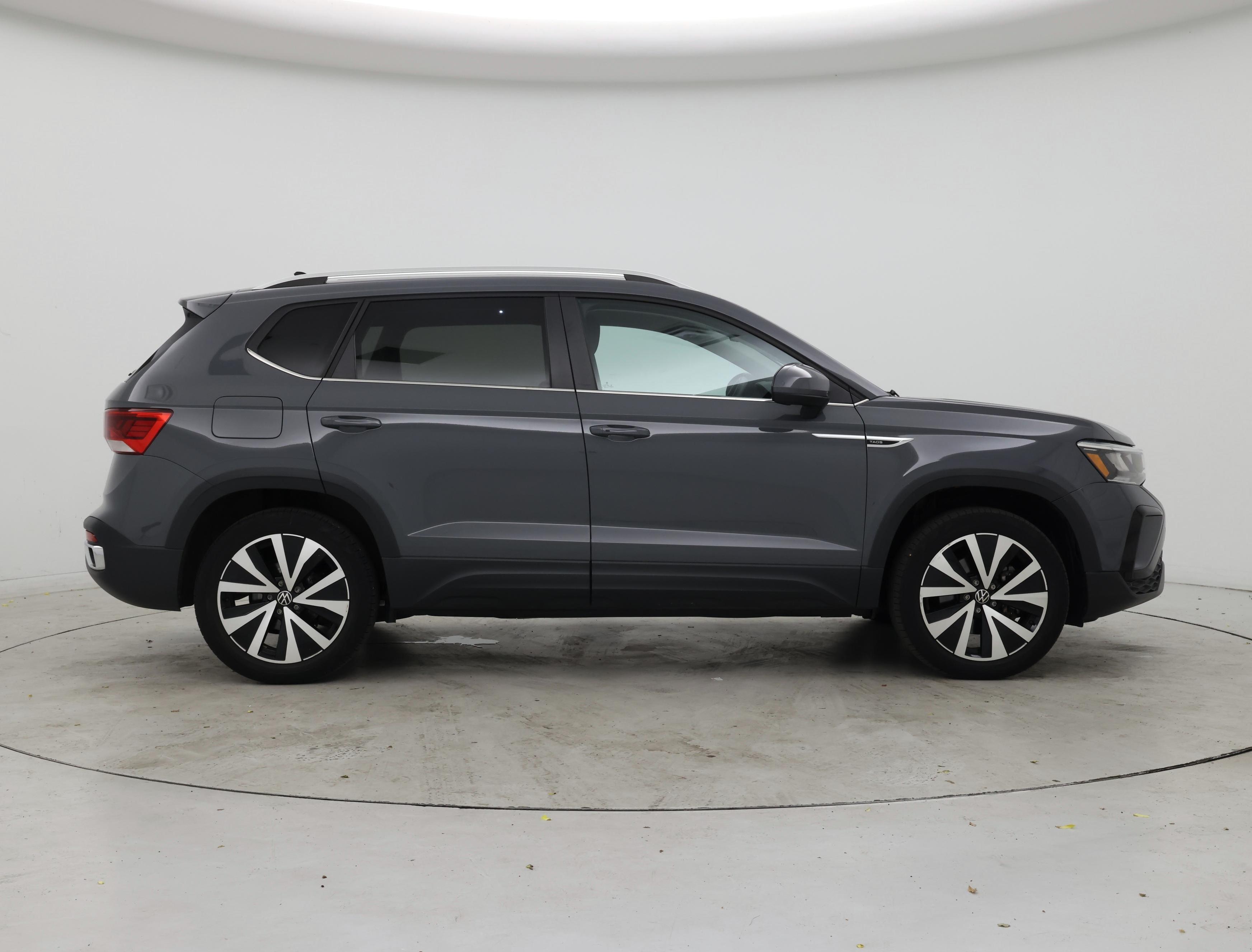 Thumbnail: 2022 Volkswagen Taos - 7