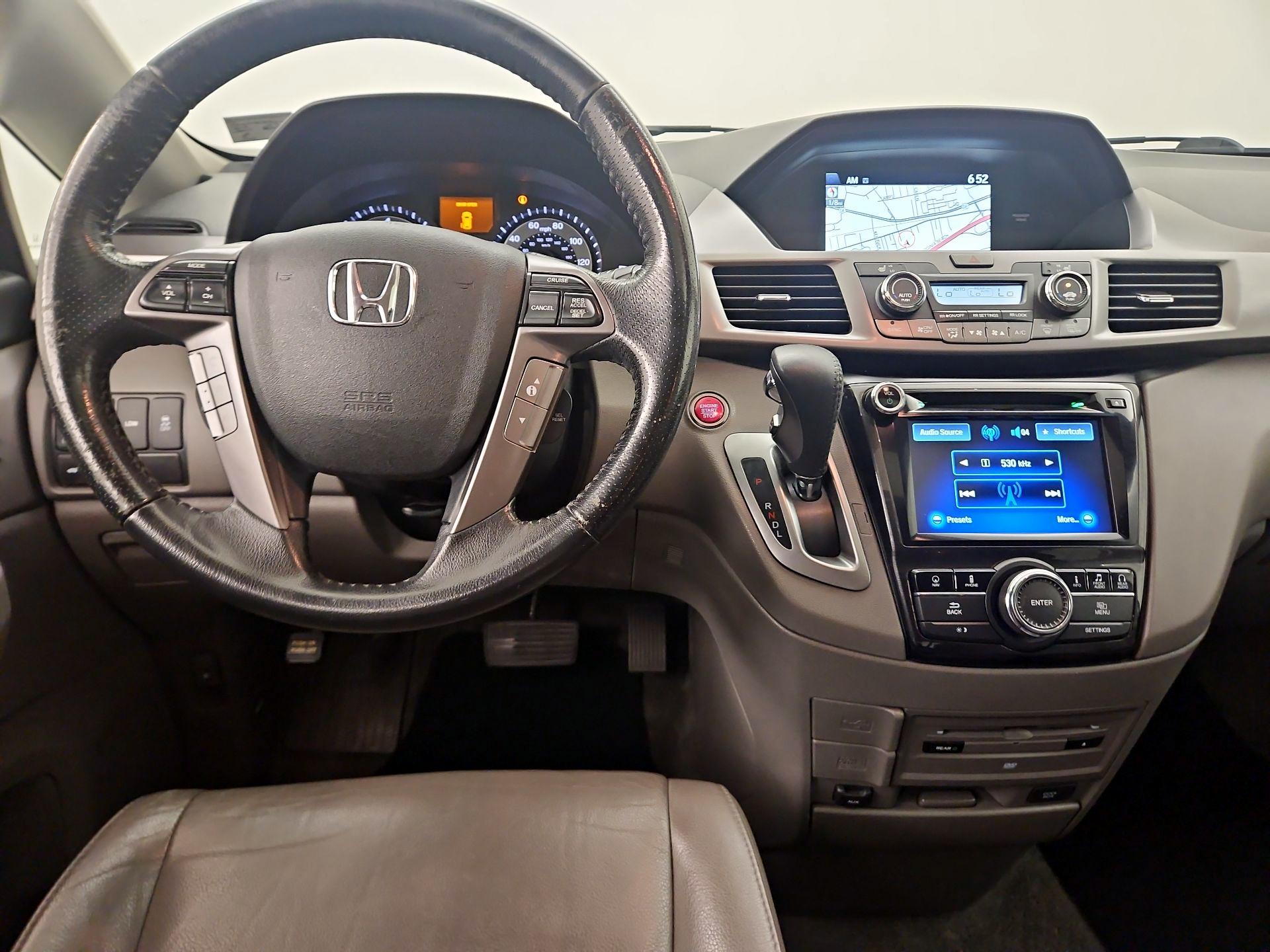 Thumbnail: 2015 Honda Odyssey - 10