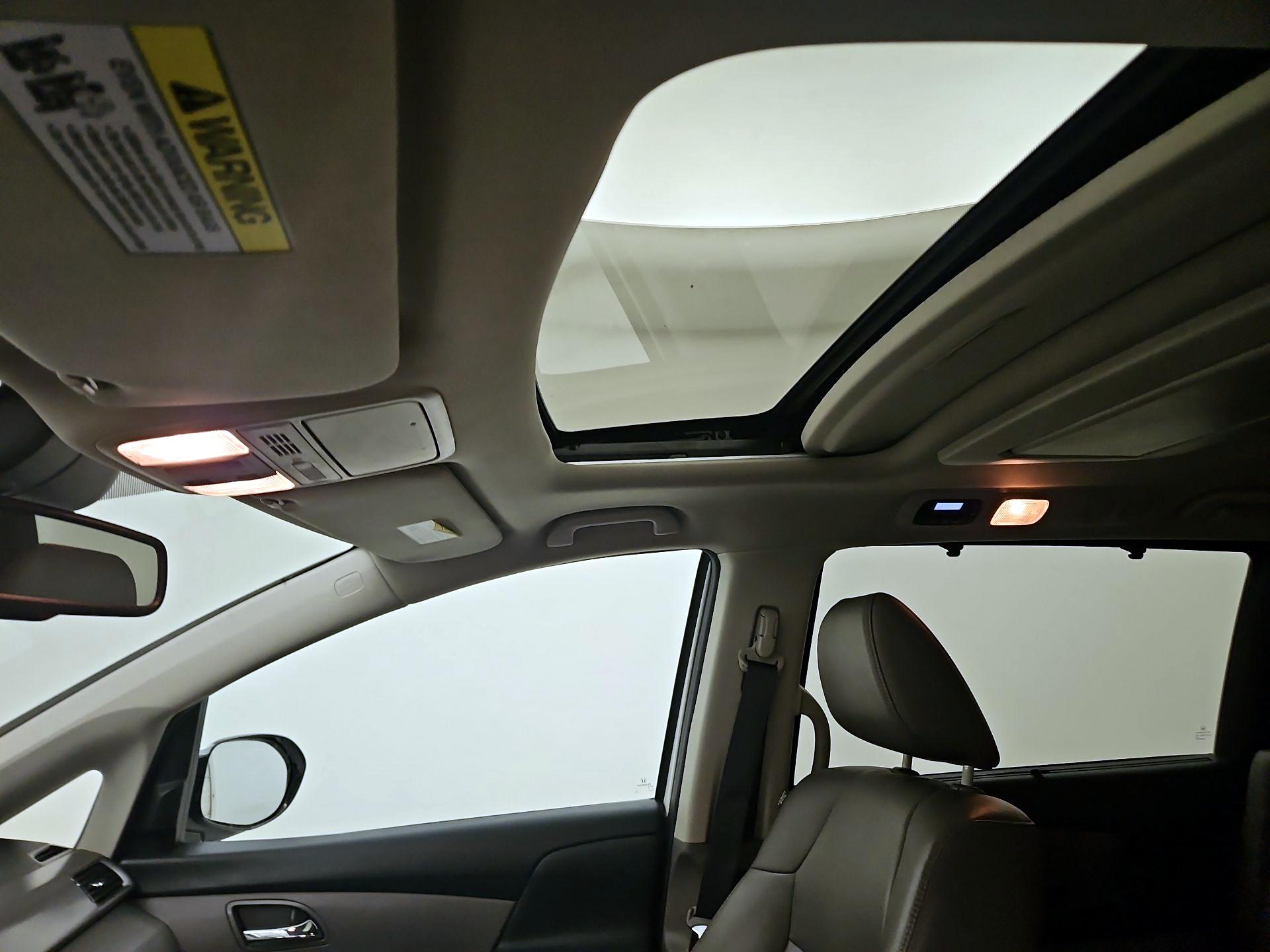Thumbnail: 2015 Honda Odyssey - 20