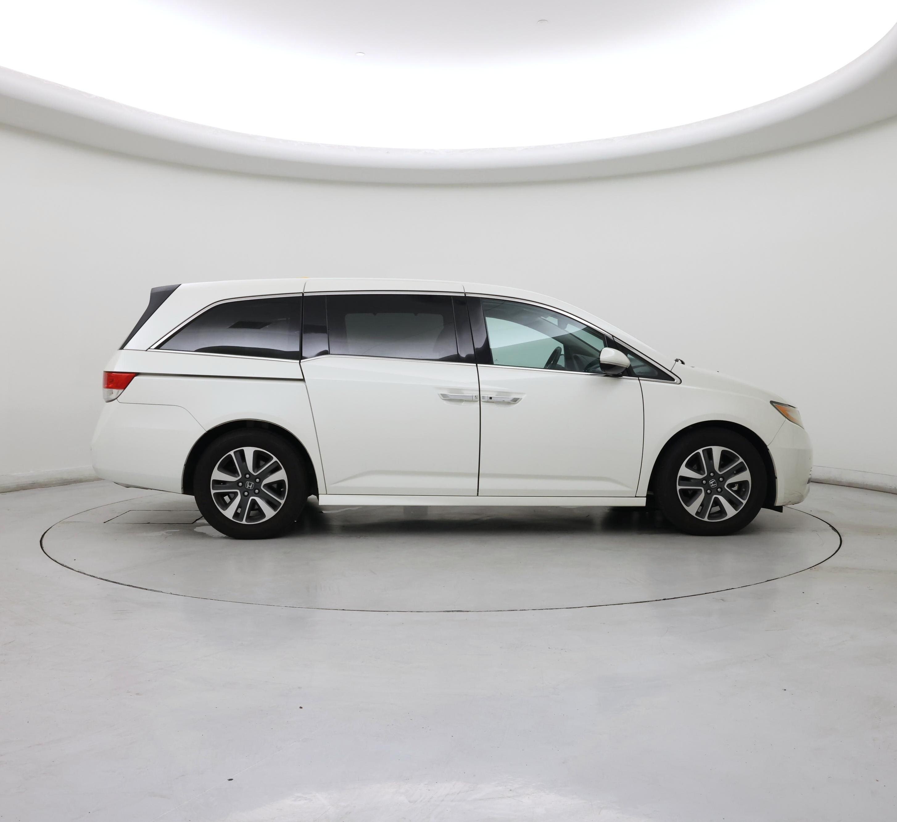 Thumbnail: 2015 Honda Odyssey - 7