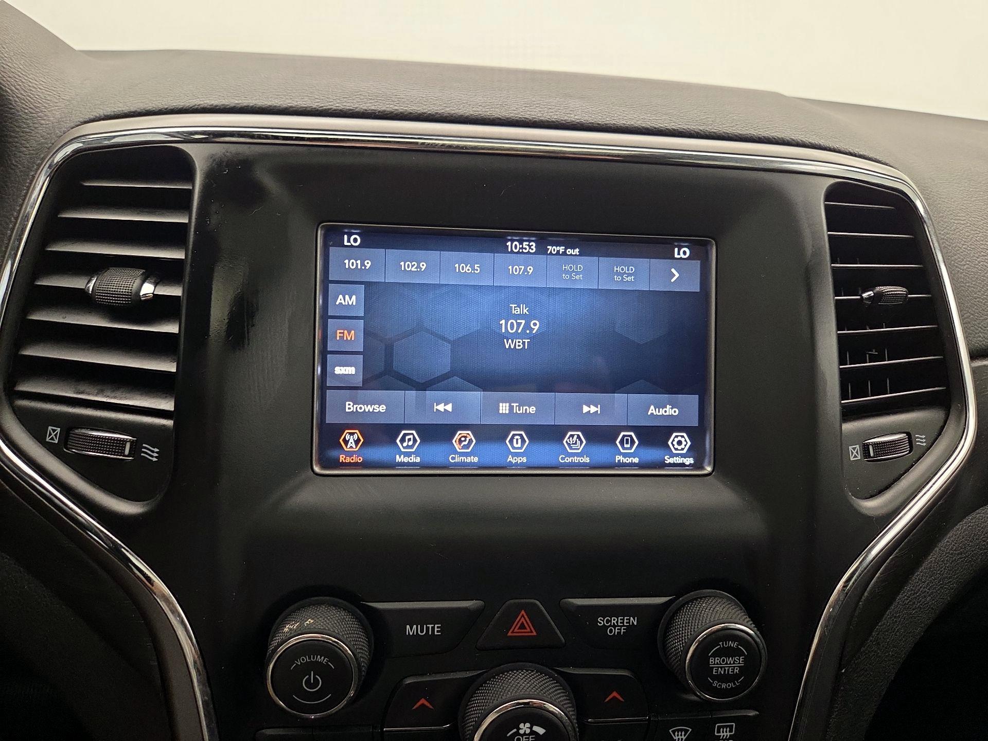 Thumbnail: 2018 Jeep Grand Cherokee - 15