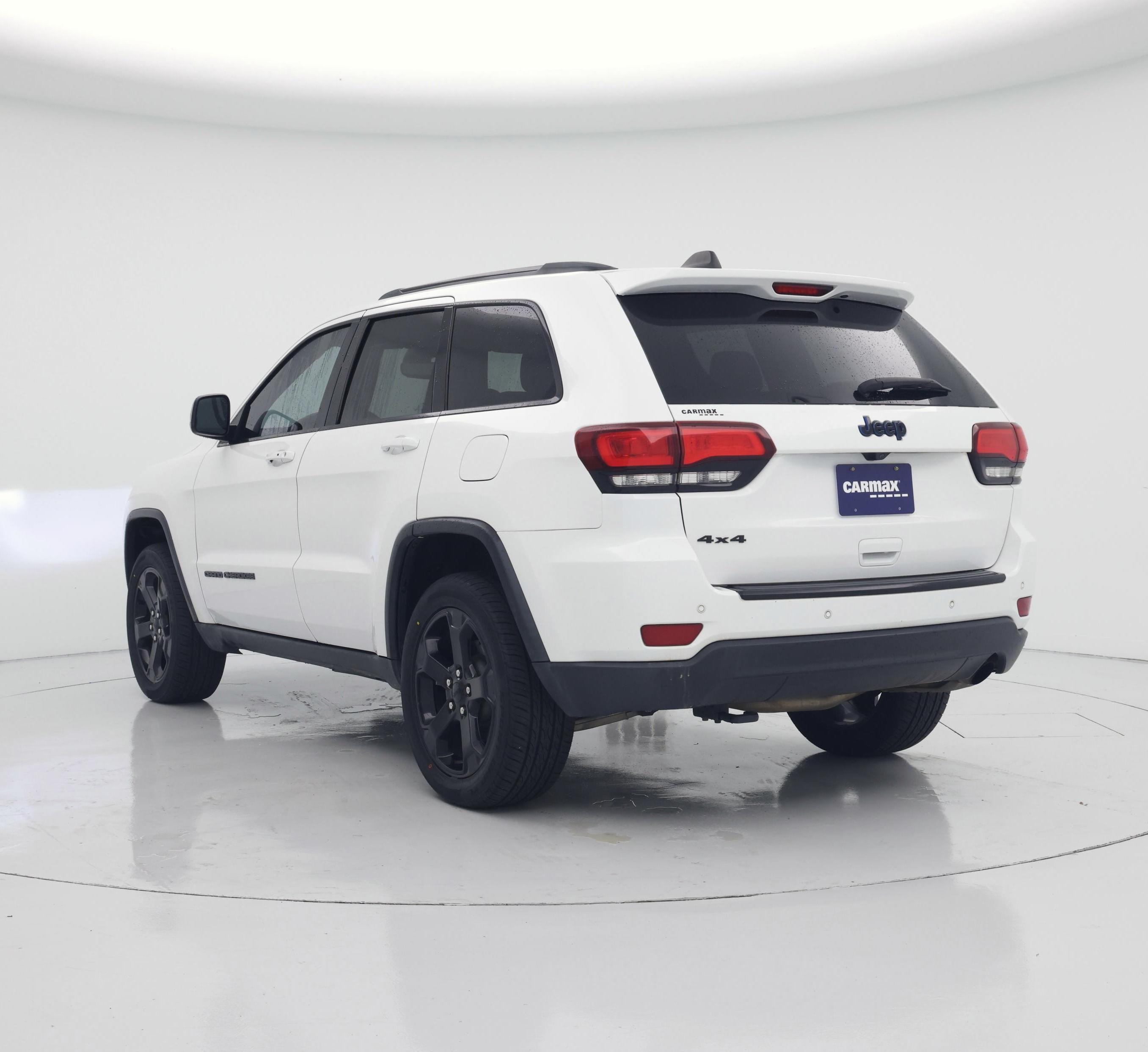 Thumbnail: 2018 Jeep Grand Cherokee - 2