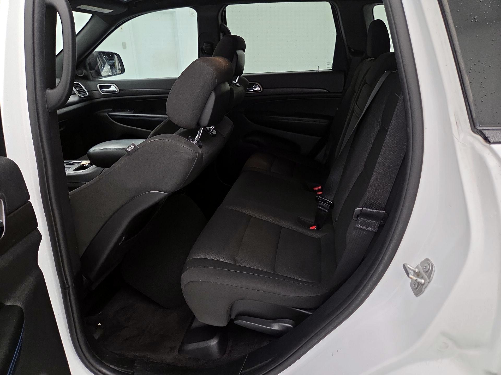 Thumbnail: 2018 Jeep Grand Cherokee - 19