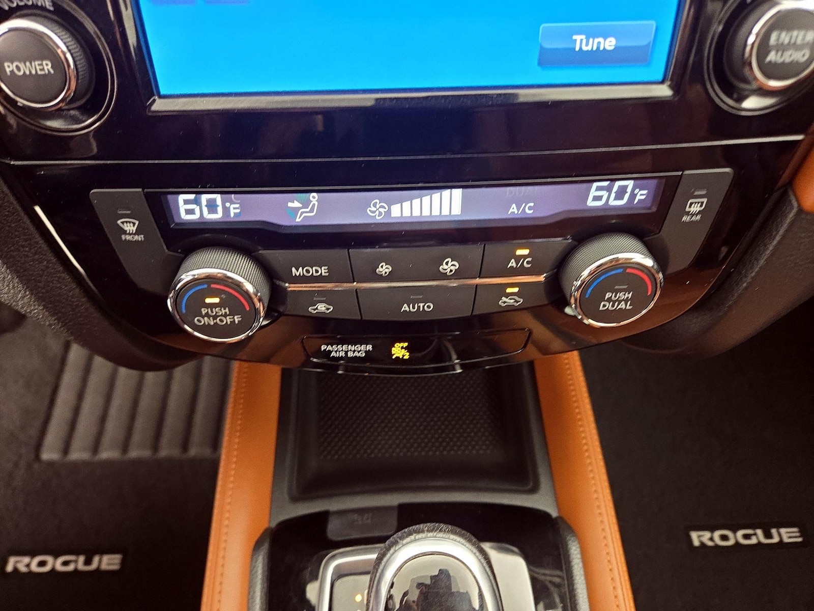 2017 Nissan Rogue SL - Photo 18