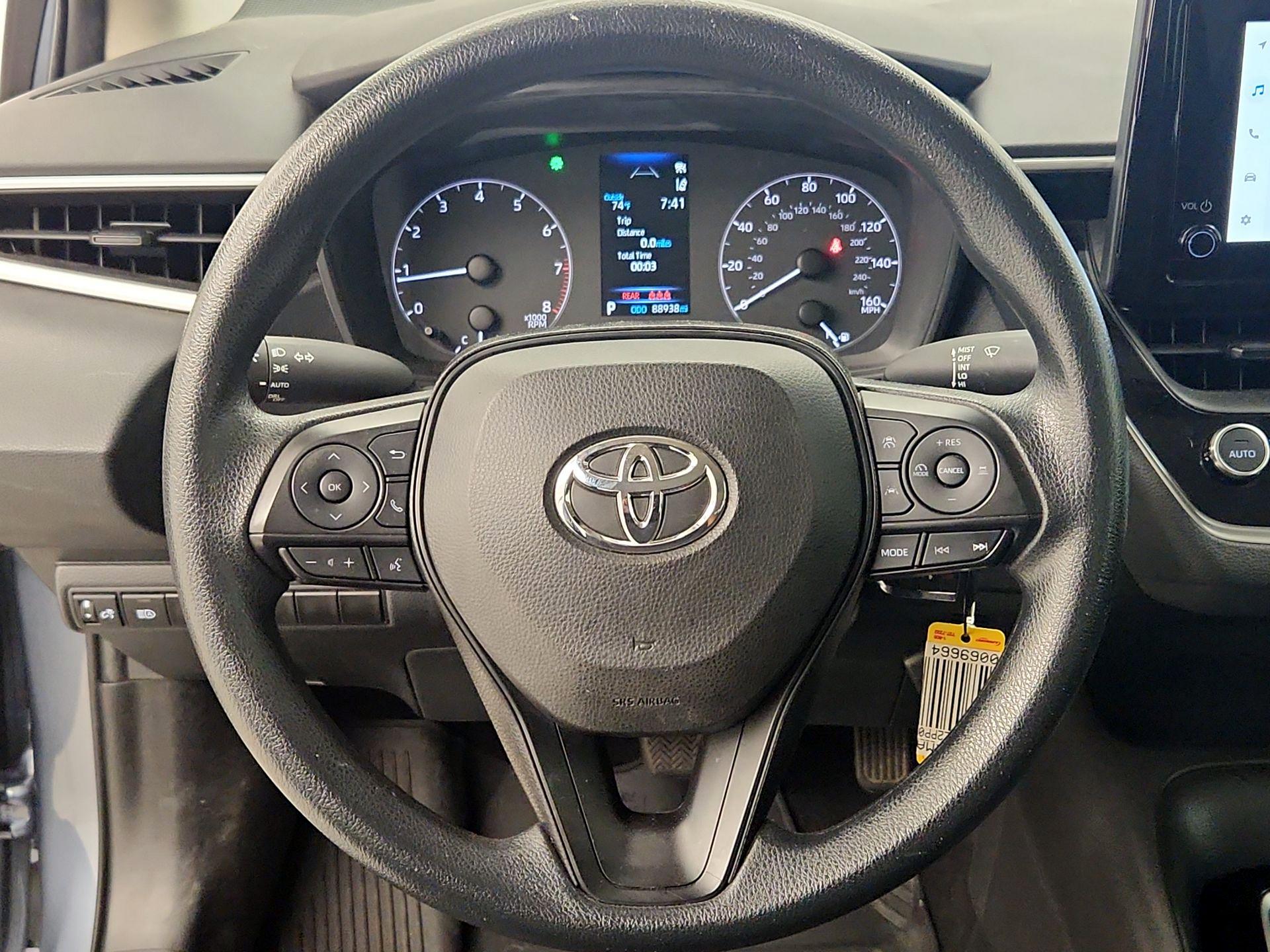 Thumbnail: 2023 Toyota Corolla - 10