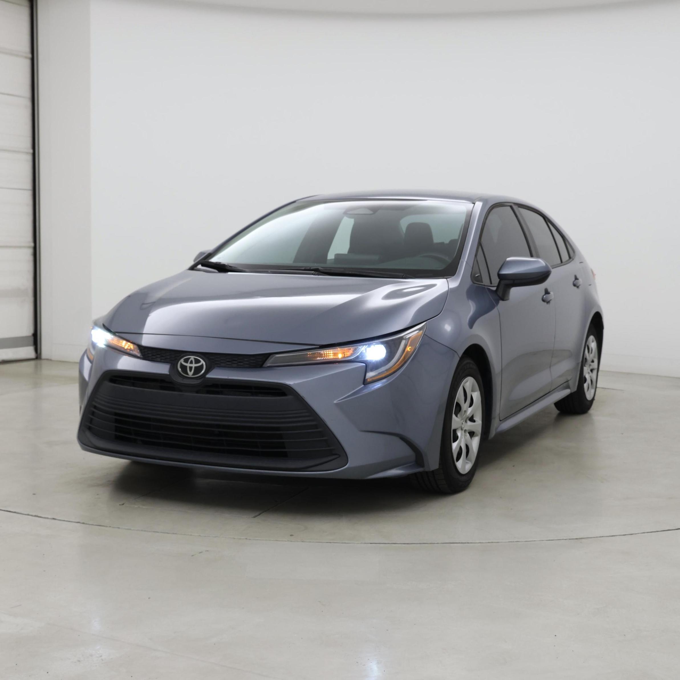 Thumbnail: 2023 Toyota Corolla - 4