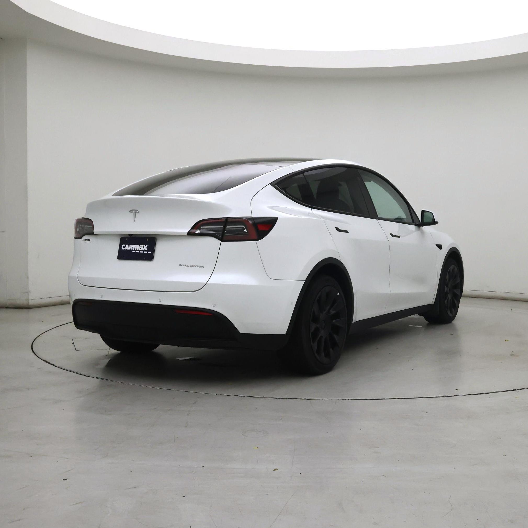 Thumbnail: 2021 Tesla Model Y - 8