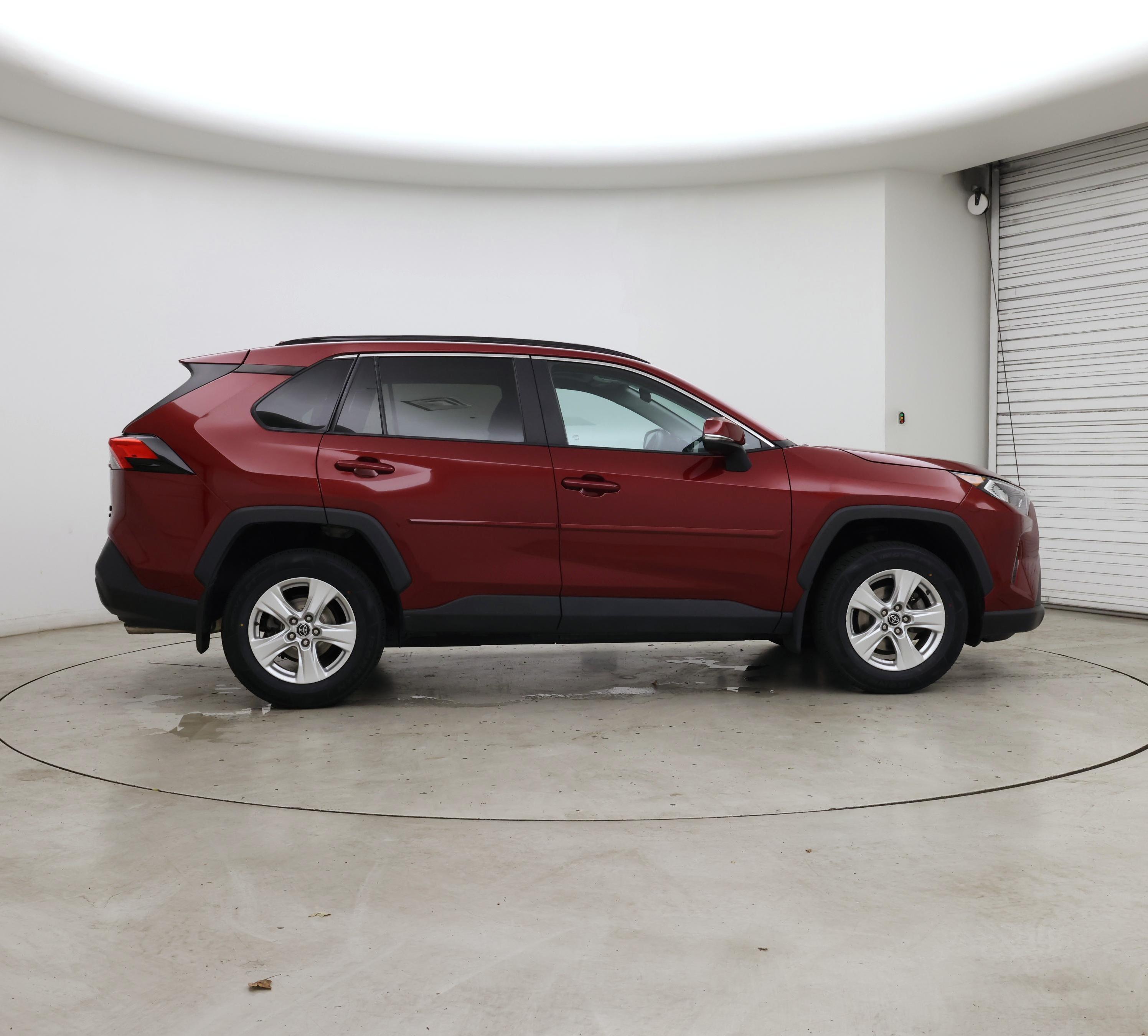 Thumbnail: 2020 Toyota RAV4 - 7