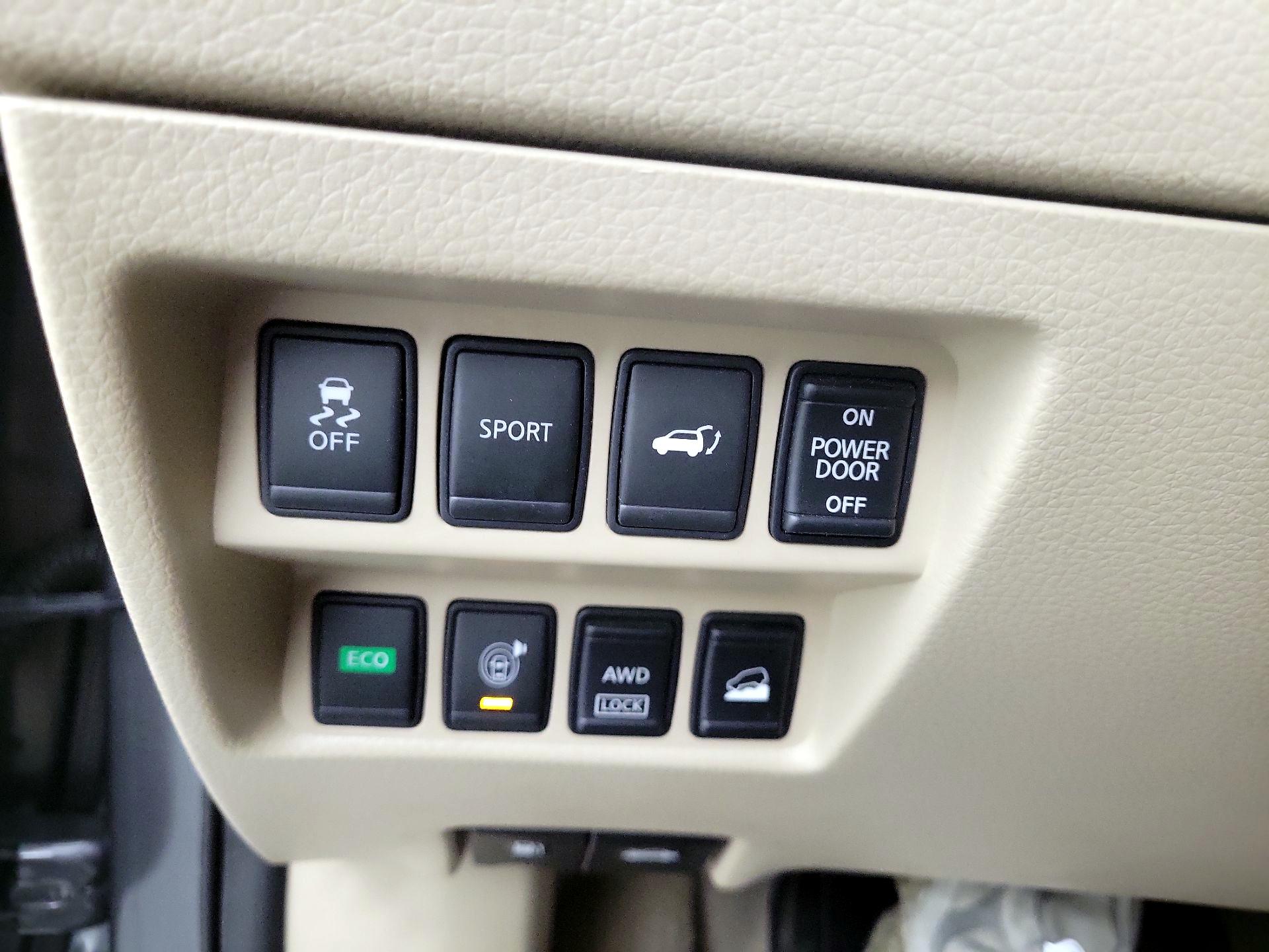 Thumbnail: 2015 Nissan Rogue - 13