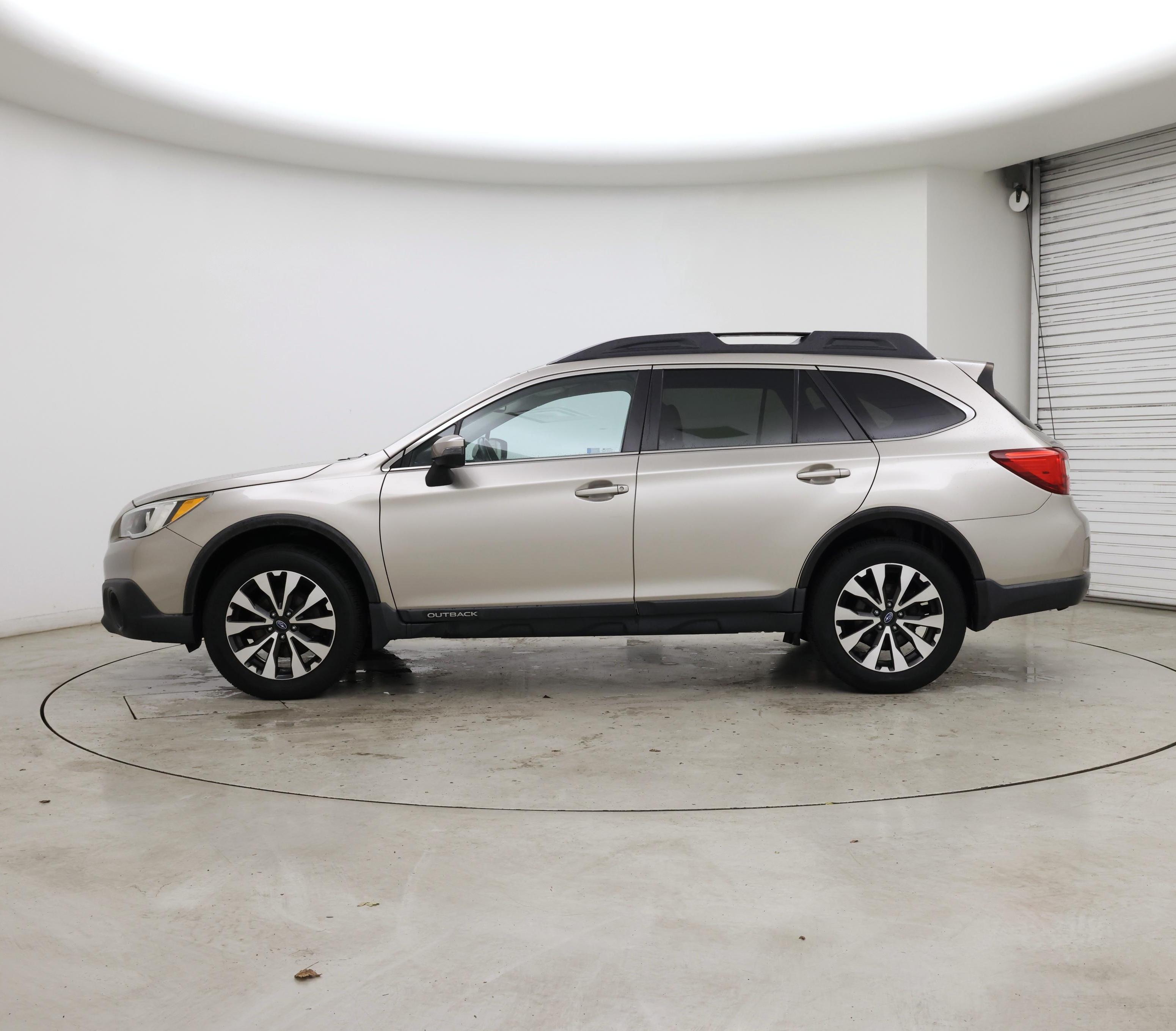 Thumbnail: 2015 Subaru Outback - 3