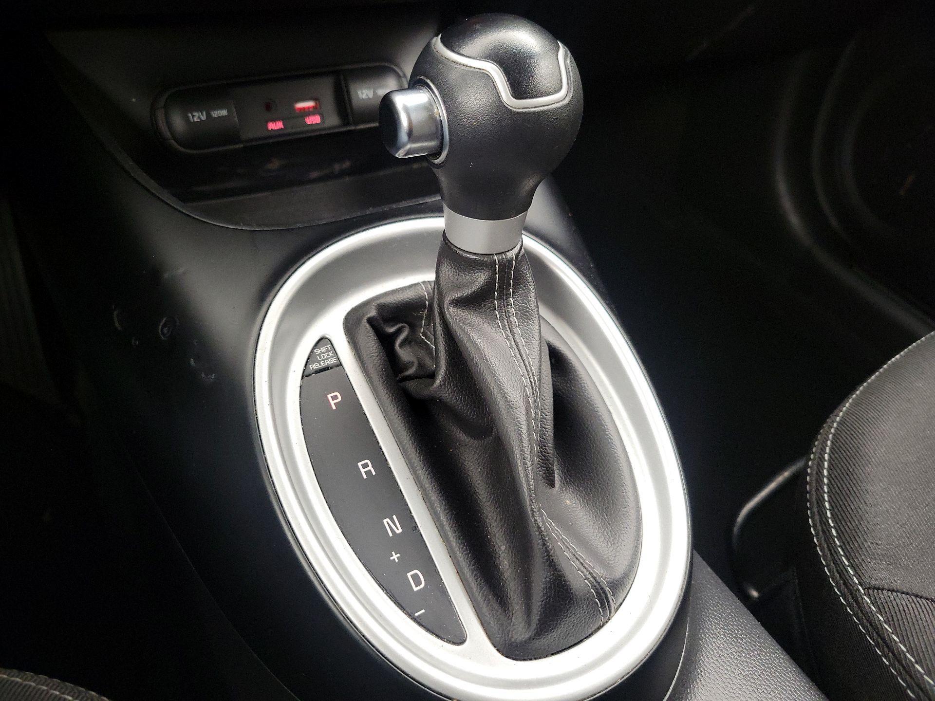 Thumbnail: 2018 Kia Soul - 17