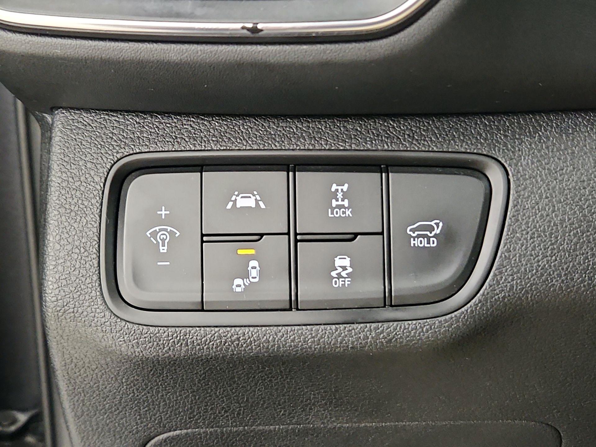 Thumbnail: 2019 Hyundai Santa Fe - 13