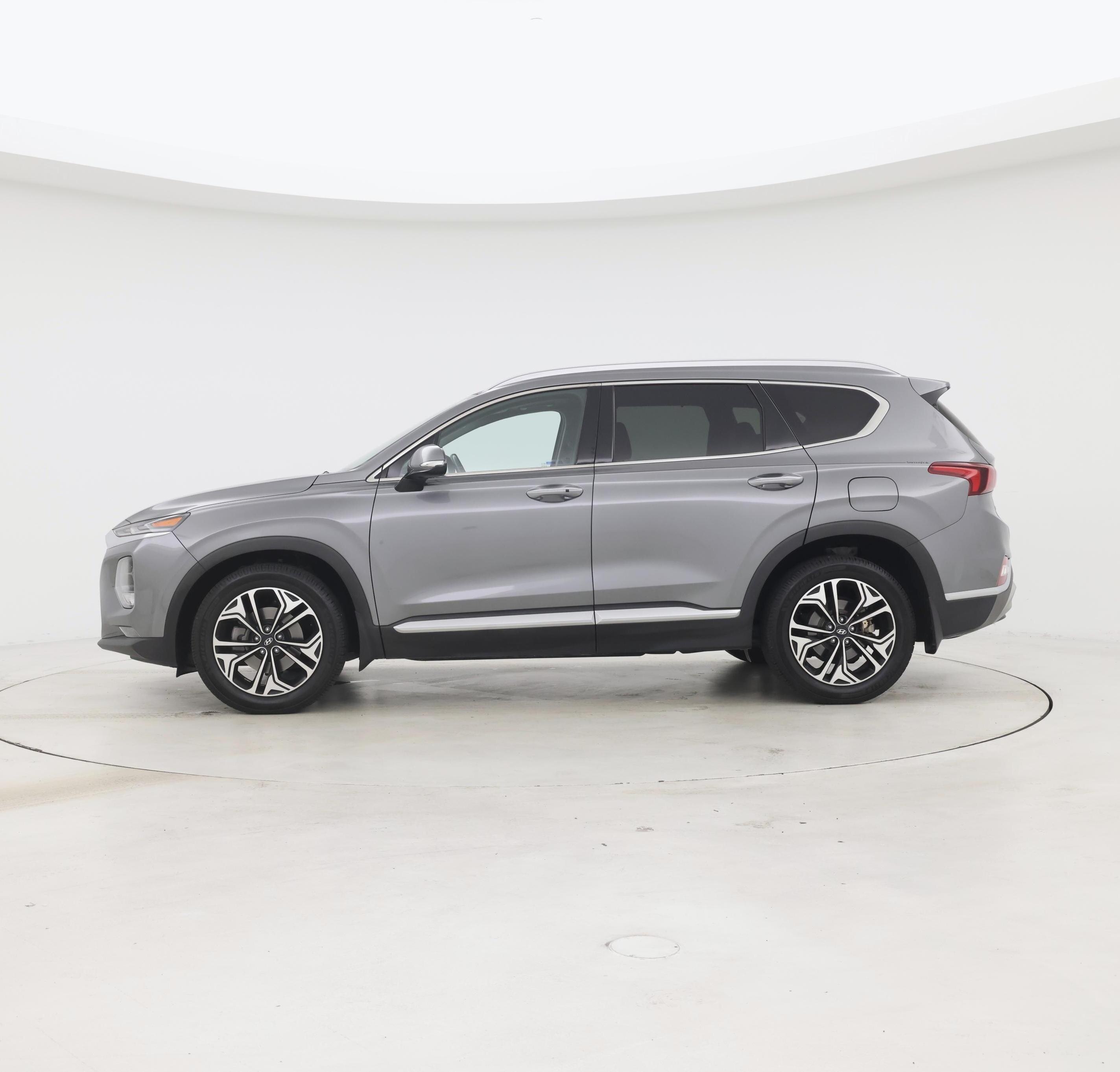 Thumbnail: 2019 Hyundai Santa Fe - 3