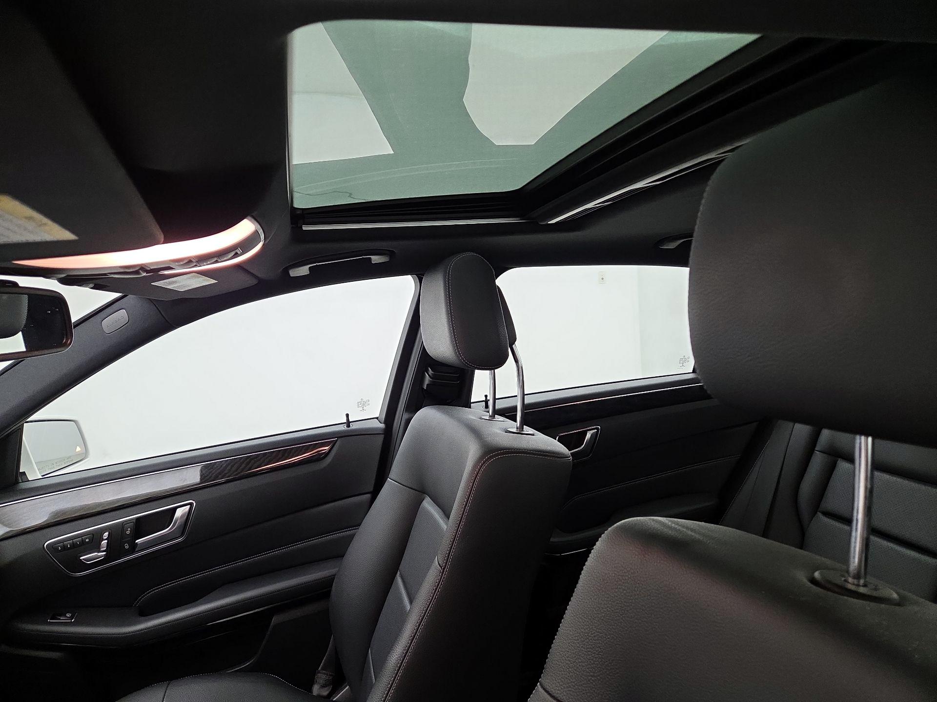 Thumbnail: 2016 Mercedes-Benz E-Class - 20