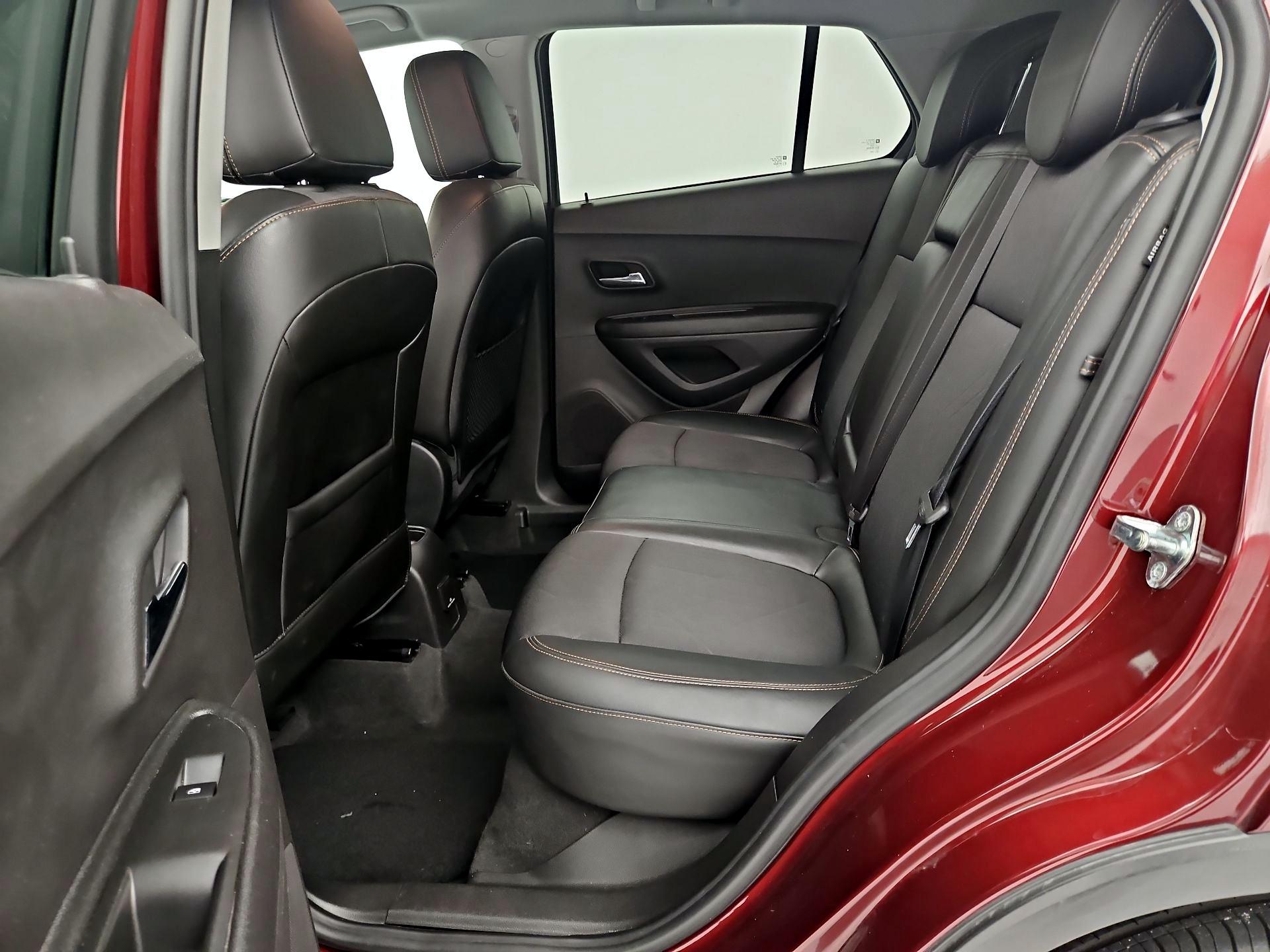 Thumbnail: 2017 Chevrolet Trax - 19
