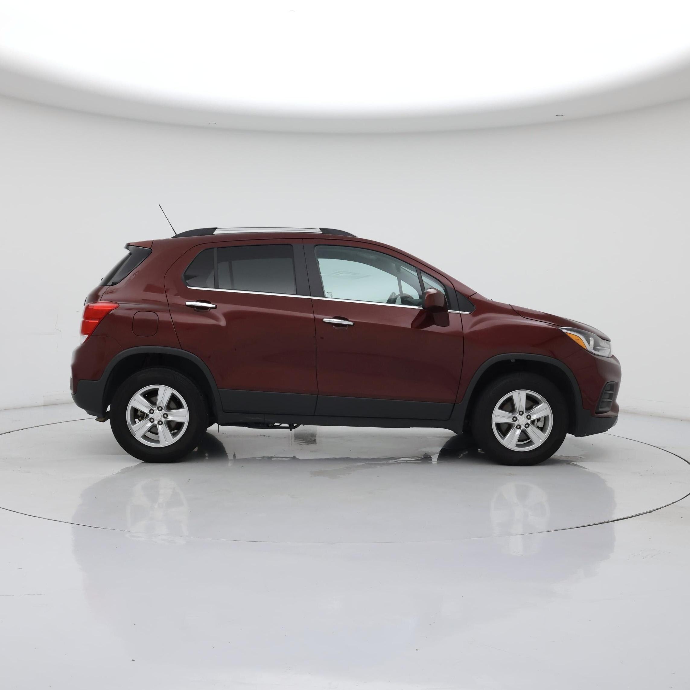 Thumbnail: 2017 Chevrolet Trax - 7
