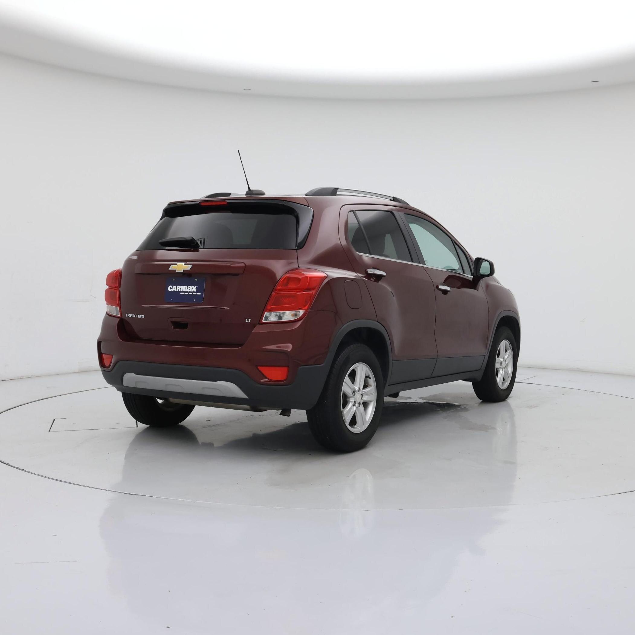 Thumbnail: 2017 Chevrolet Trax - 8