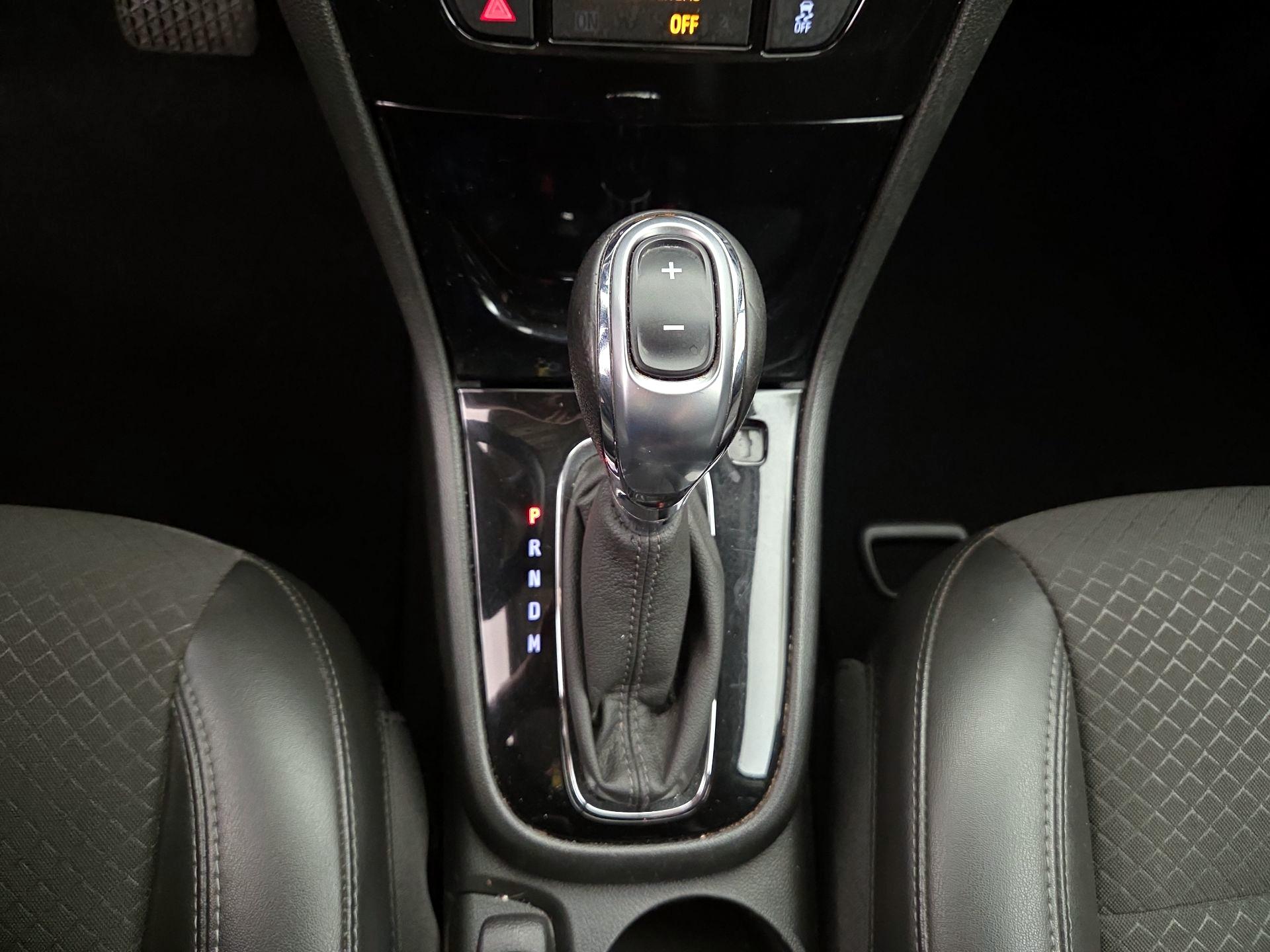 Thumbnail: 2019 Buick Encore - 17