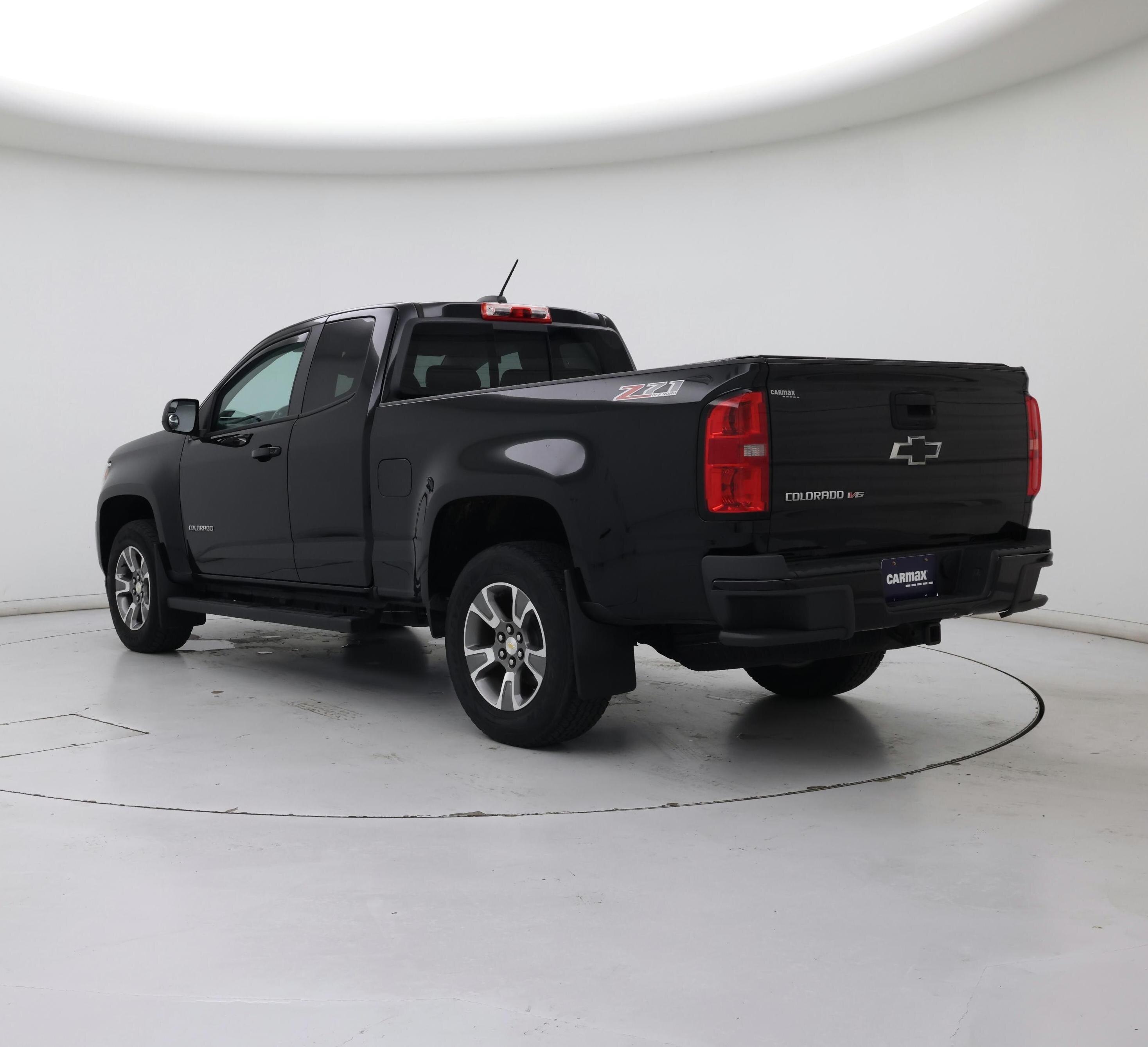 Thumbnail: 2018 Chevrolet Colorado - 2