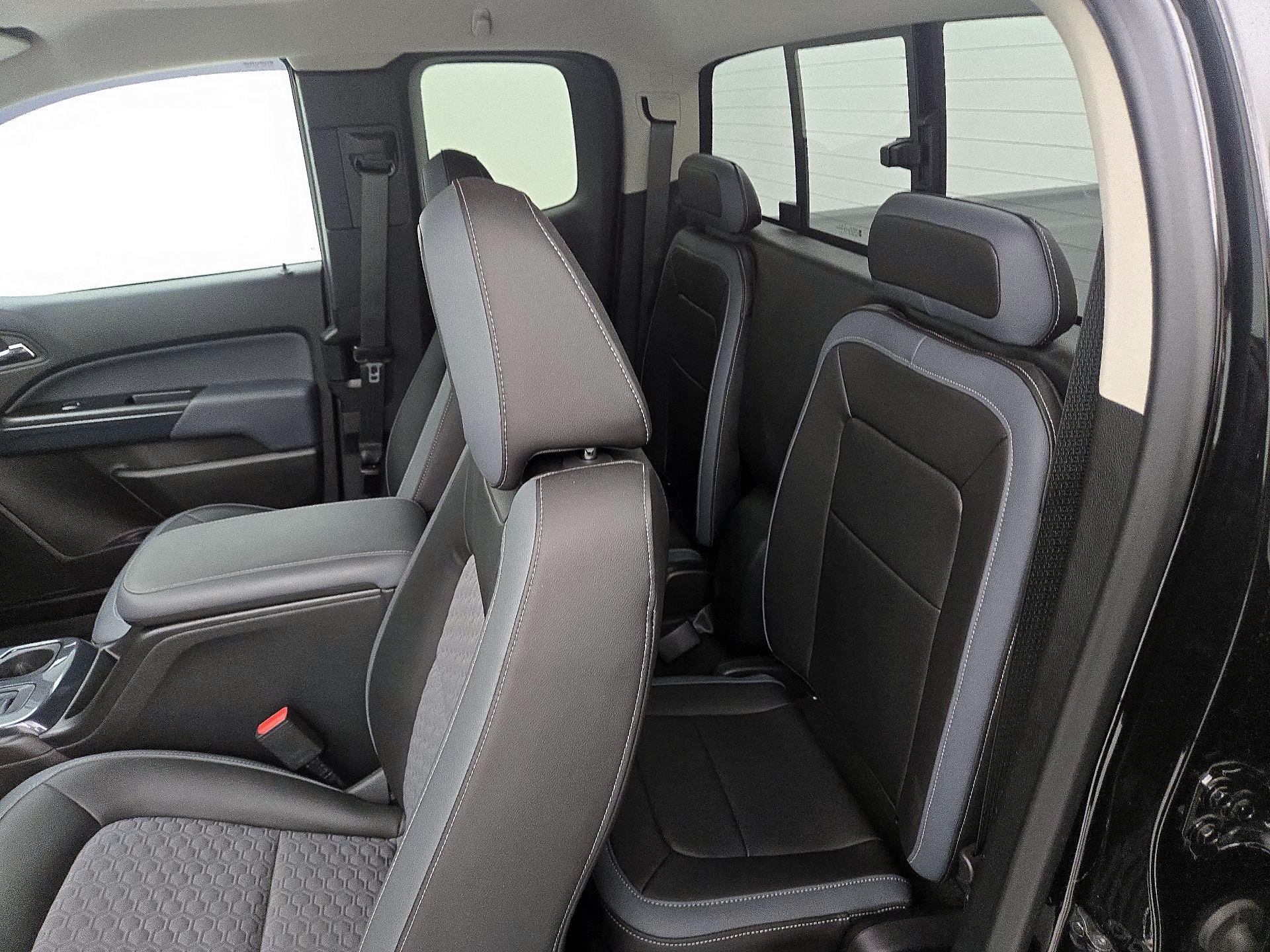 Thumbnail: 2018 Chevrolet Colorado - 19