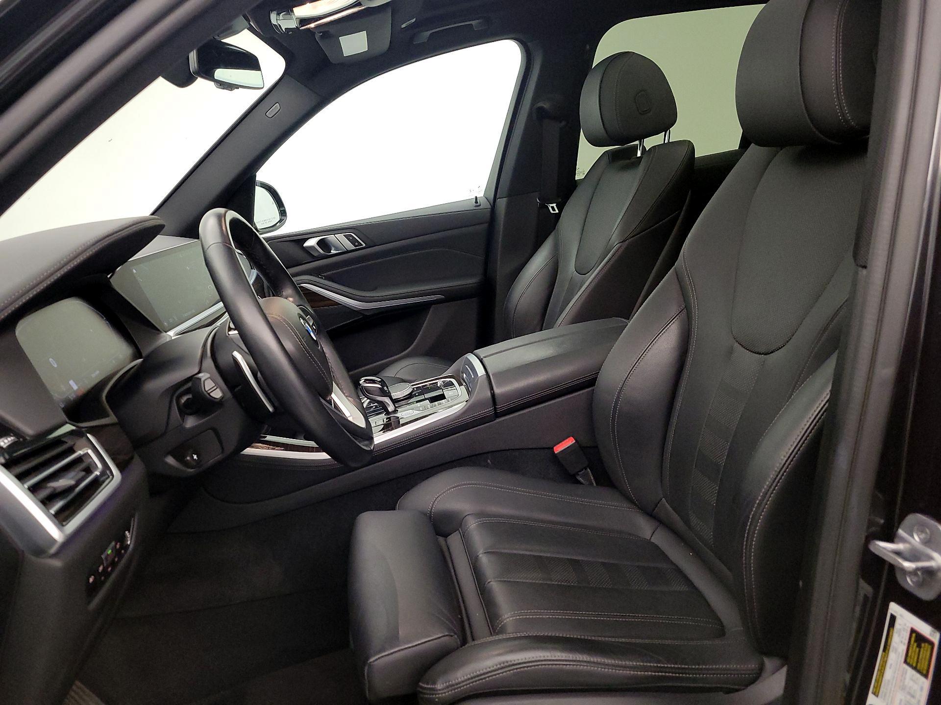 Thumbnail: 2021 BMW X5 - 11