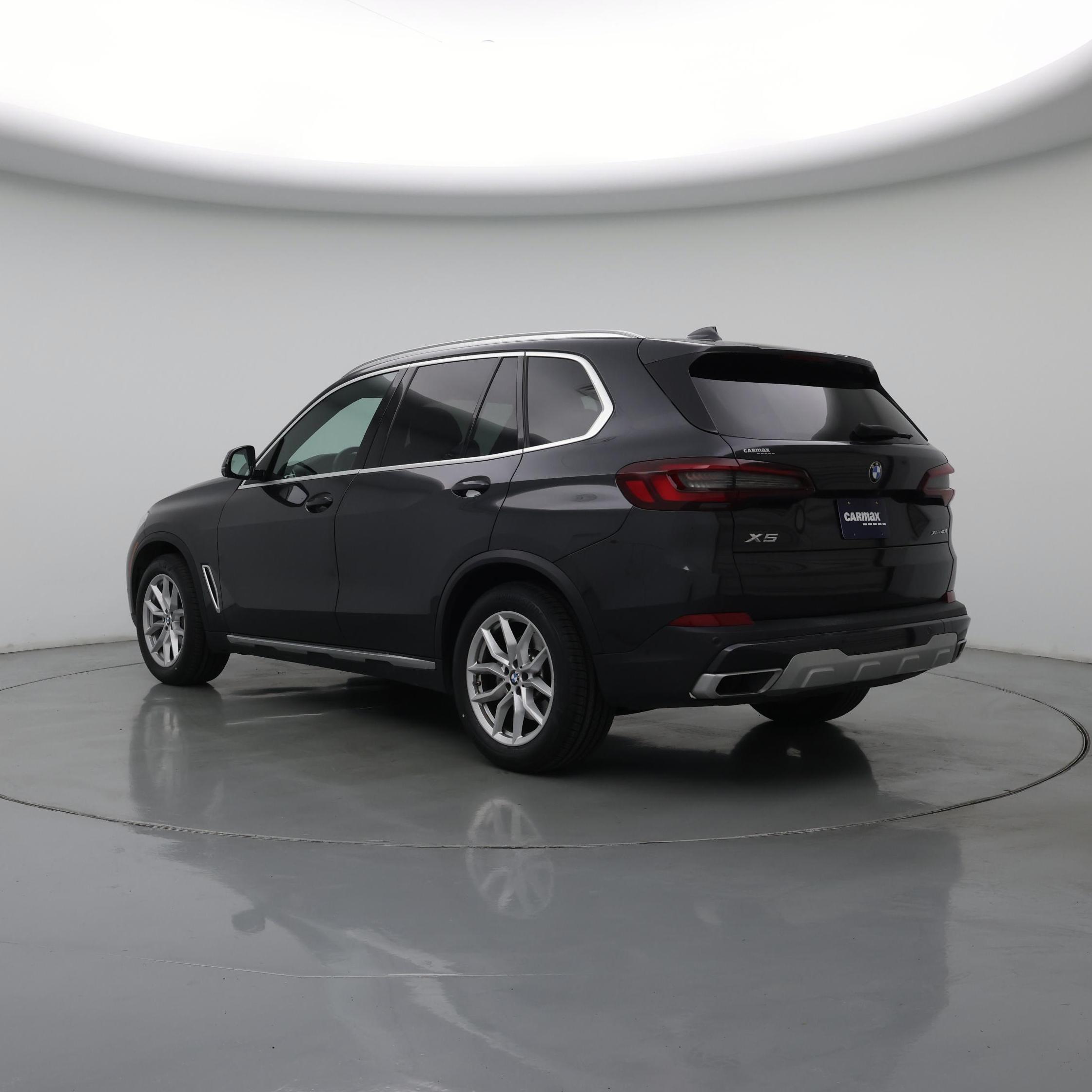 Thumbnail: 2021 BMW X5 - 2