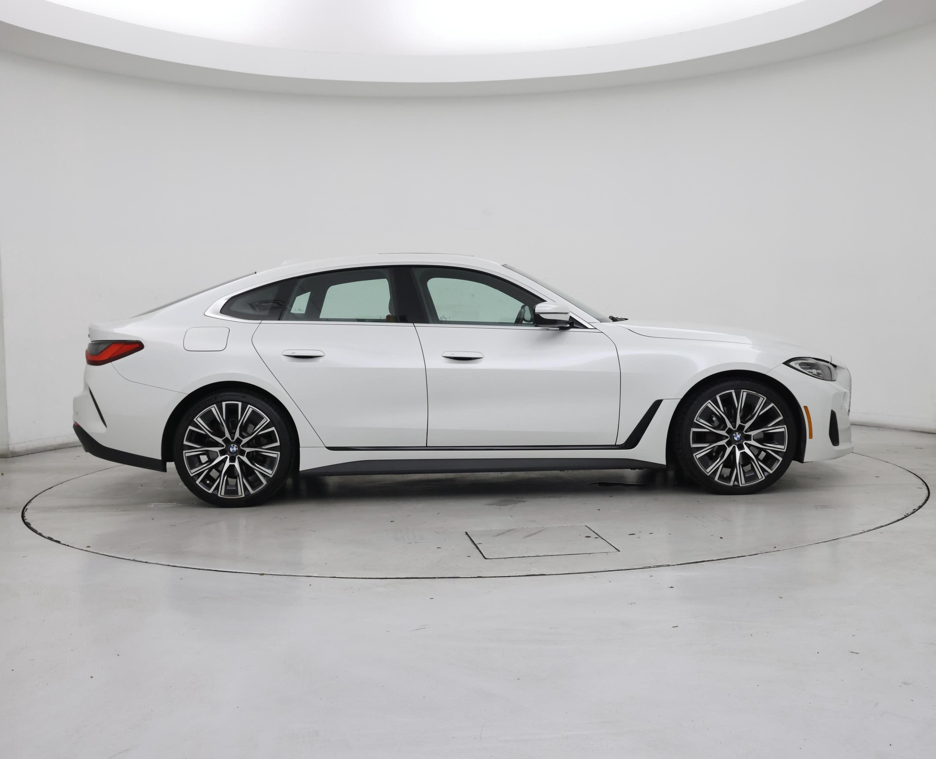 Thumbnail: 2022 BMW 4 Series - 7