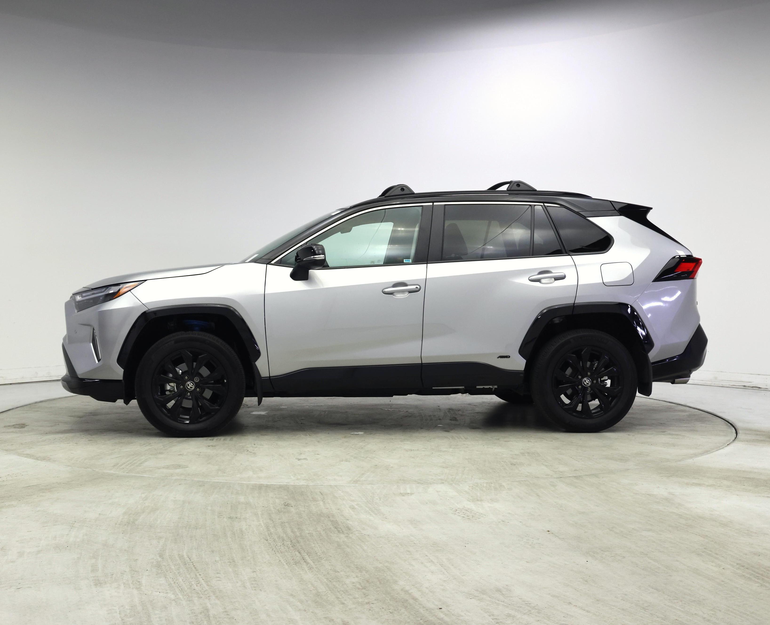 Thumbnail: 2024 Toyota RAV4 - 3