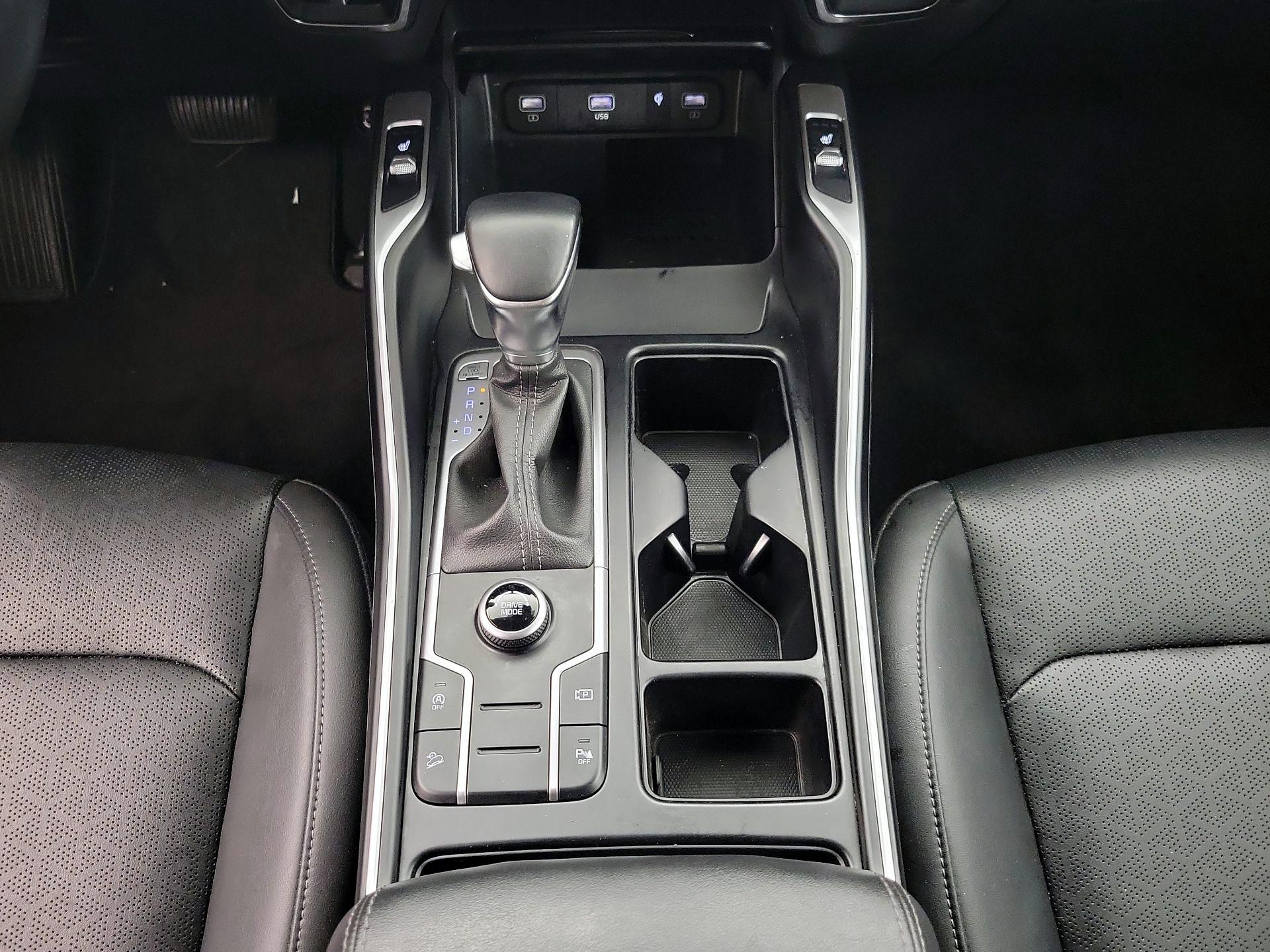 Thumbnail: 2023 Kia Sorento - 18
