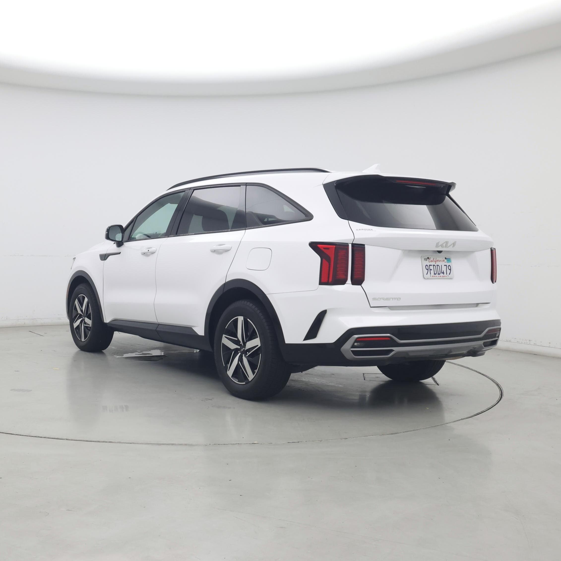 Thumbnail: 2023 Kia Sorento - 2