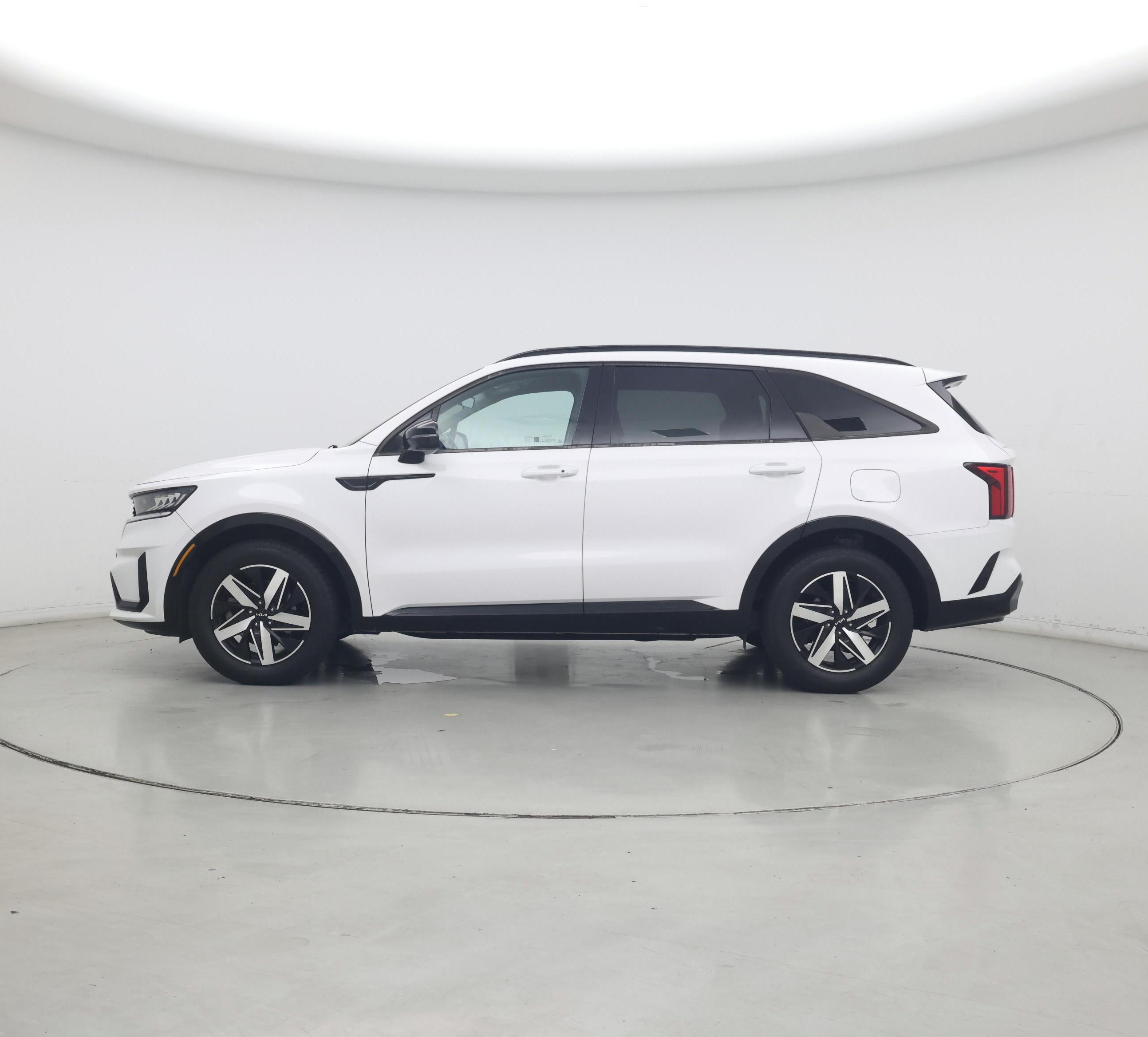 Thumbnail: 2023 Kia Sorento - 3
