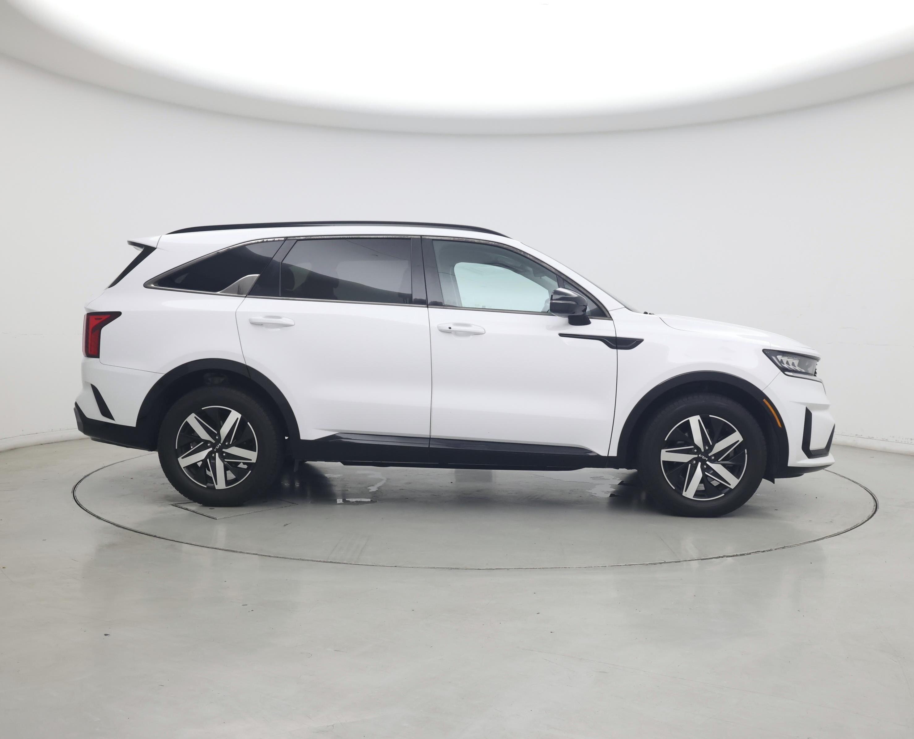 Thumbnail: 2023 Kia Sorento - 7