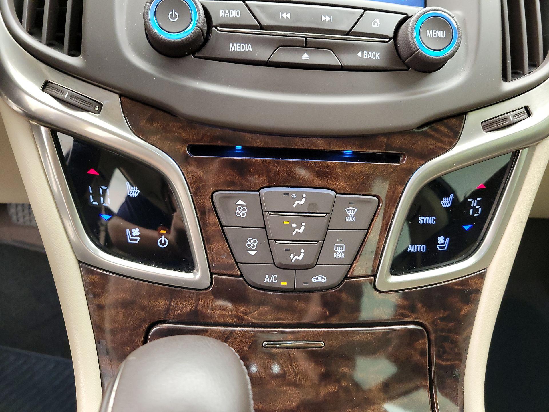 Thumbnail: 2016 Buick LaCrosse - 17