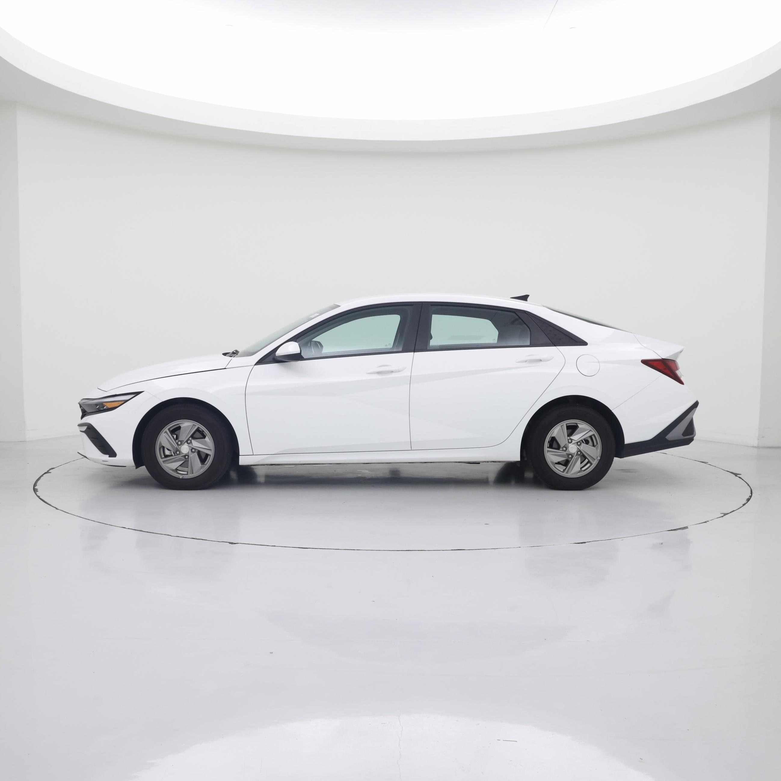 Thumbnail: 2025 Hyundai Elantra - 3