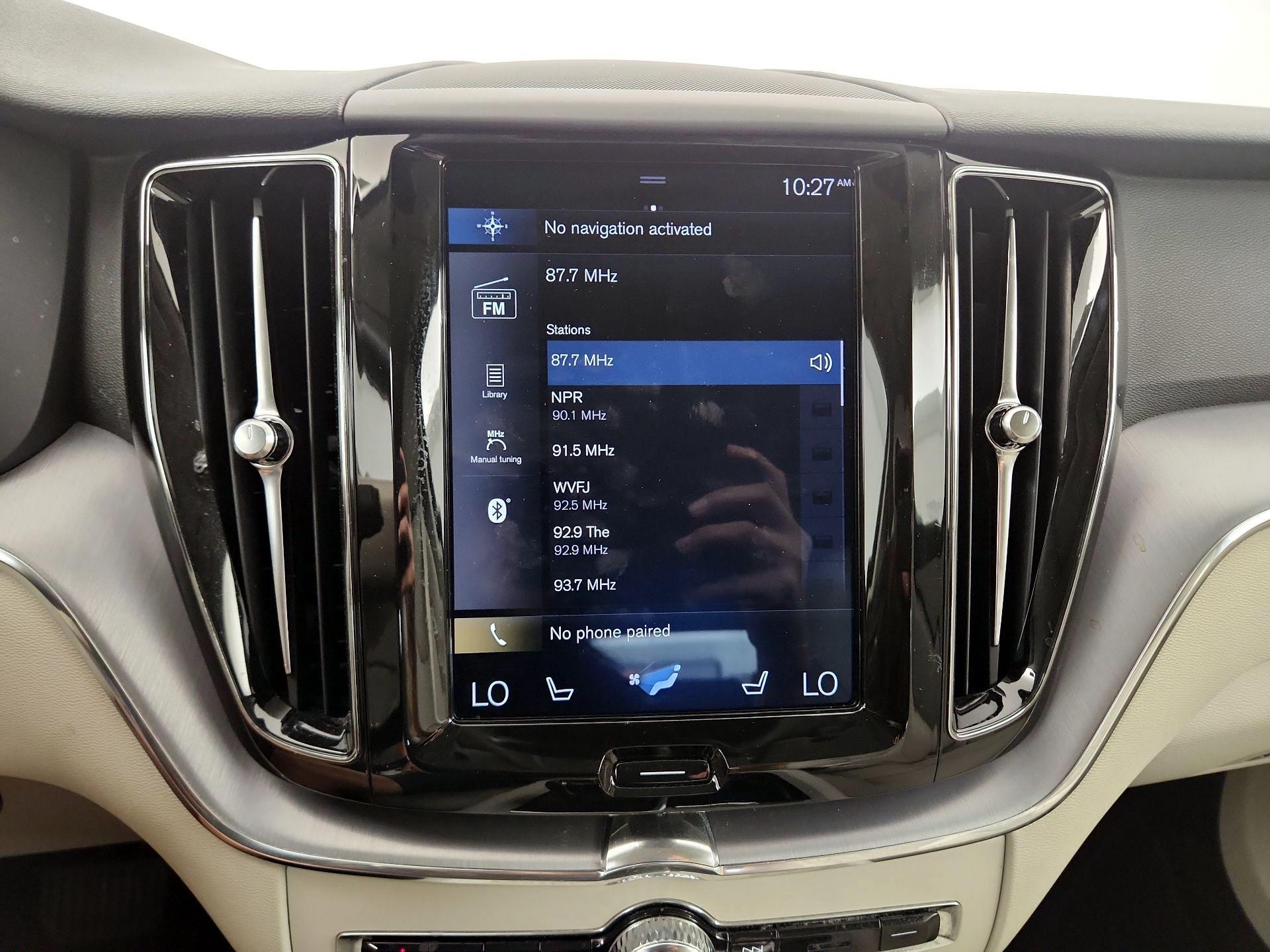 Thumbnail: 2020 Volvo XC60 - 15