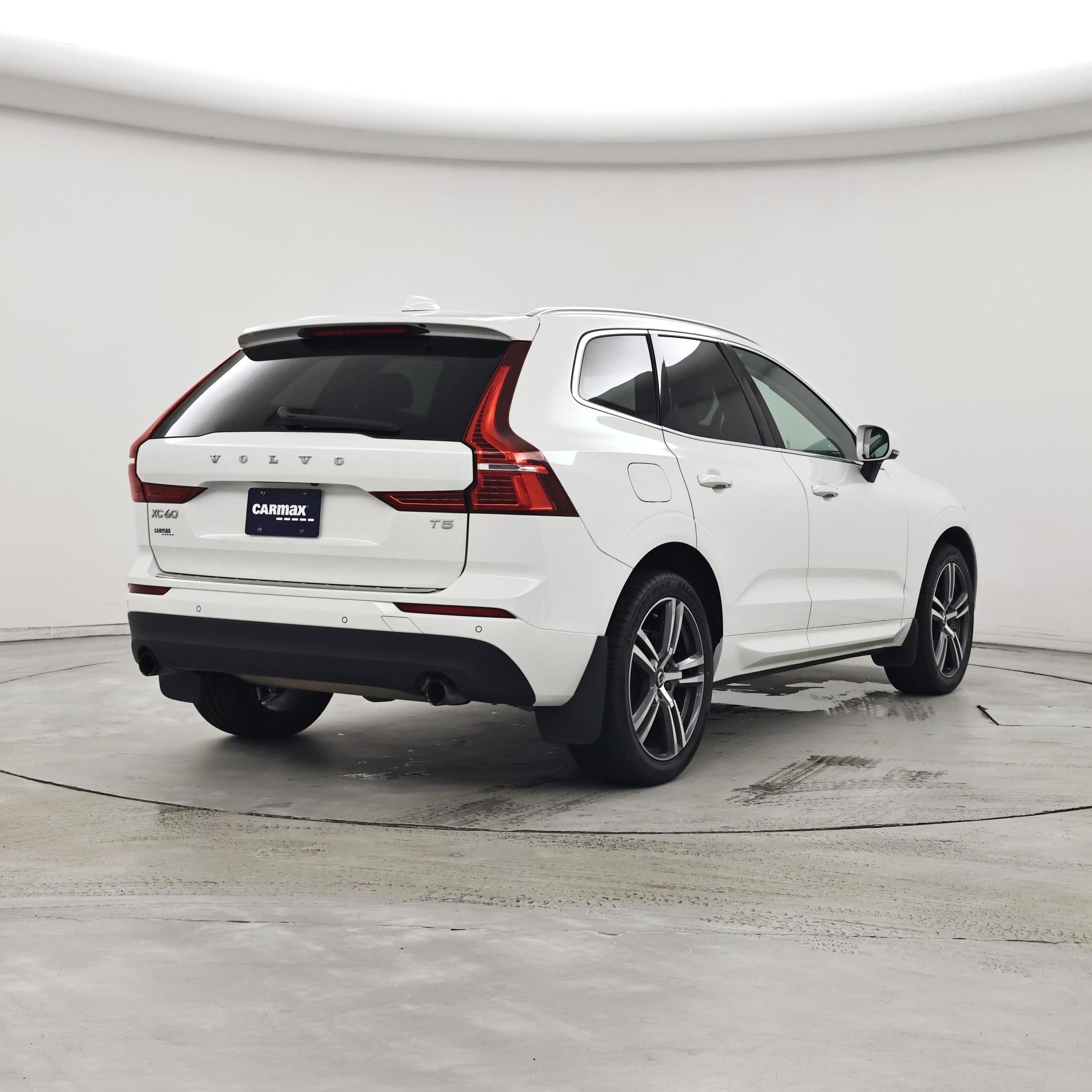Thumbnail: 2020 Volvo XC60 - 8