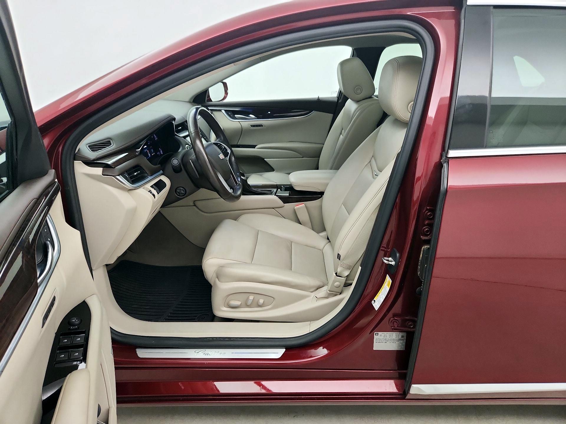 Thumbnail: 2016 Cadillac XTS - 11