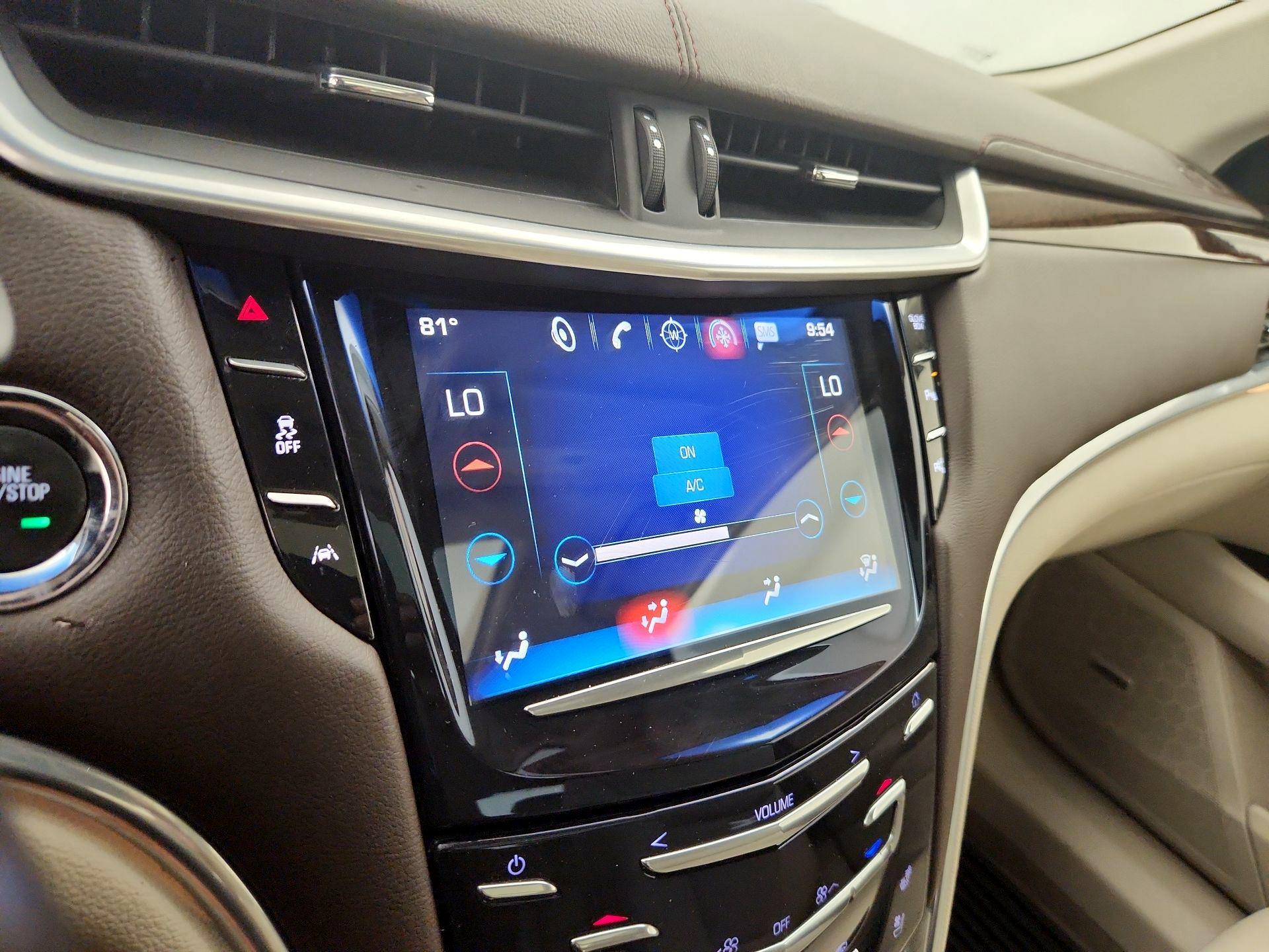 Thumbnail: 2016 Cadillac XTS - 15