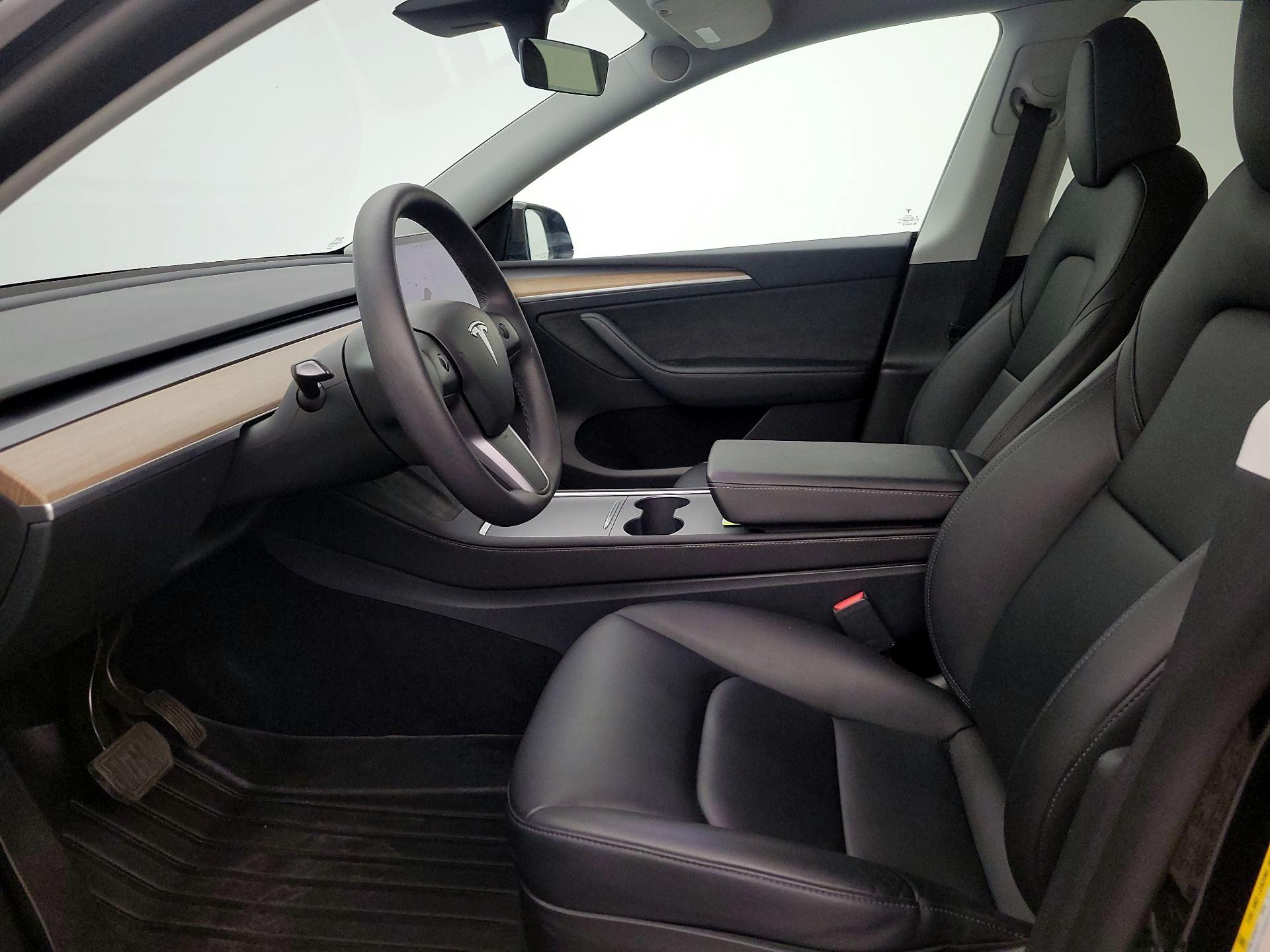 Thumbnail: 2023 Tesla Model Y - 11