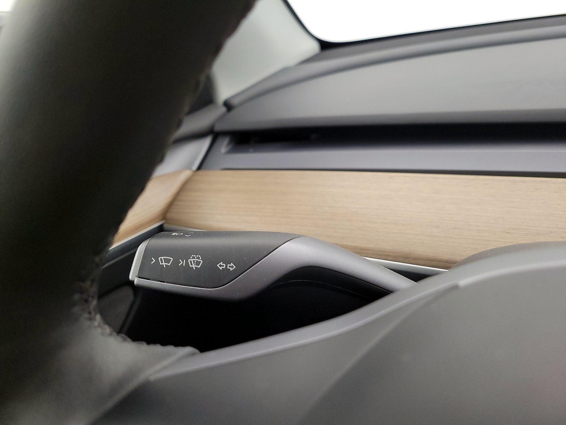 Thumbnail: 2023 Tesla Model Y - 13