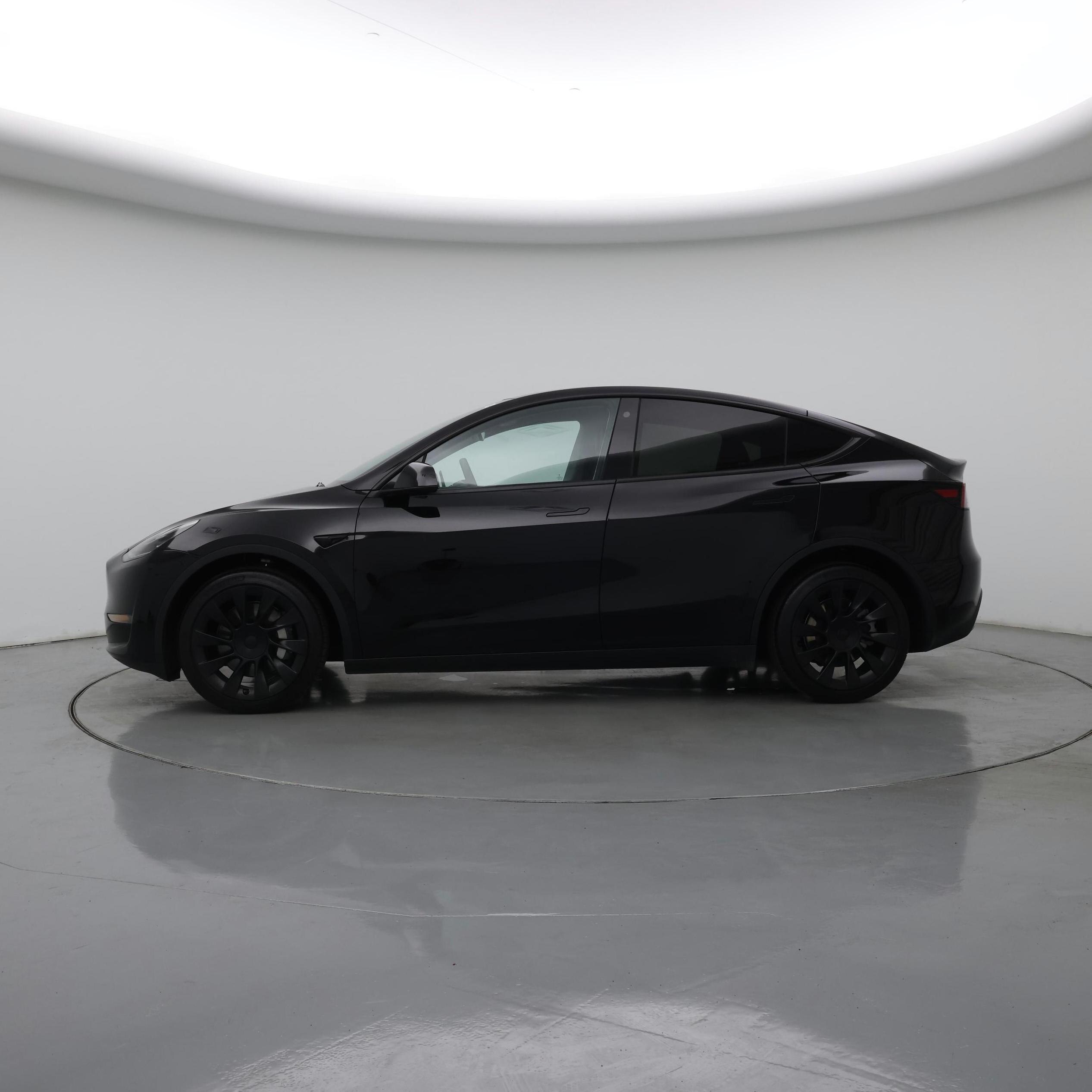 Thumbnail: 2023 Tesla Model Y - 3