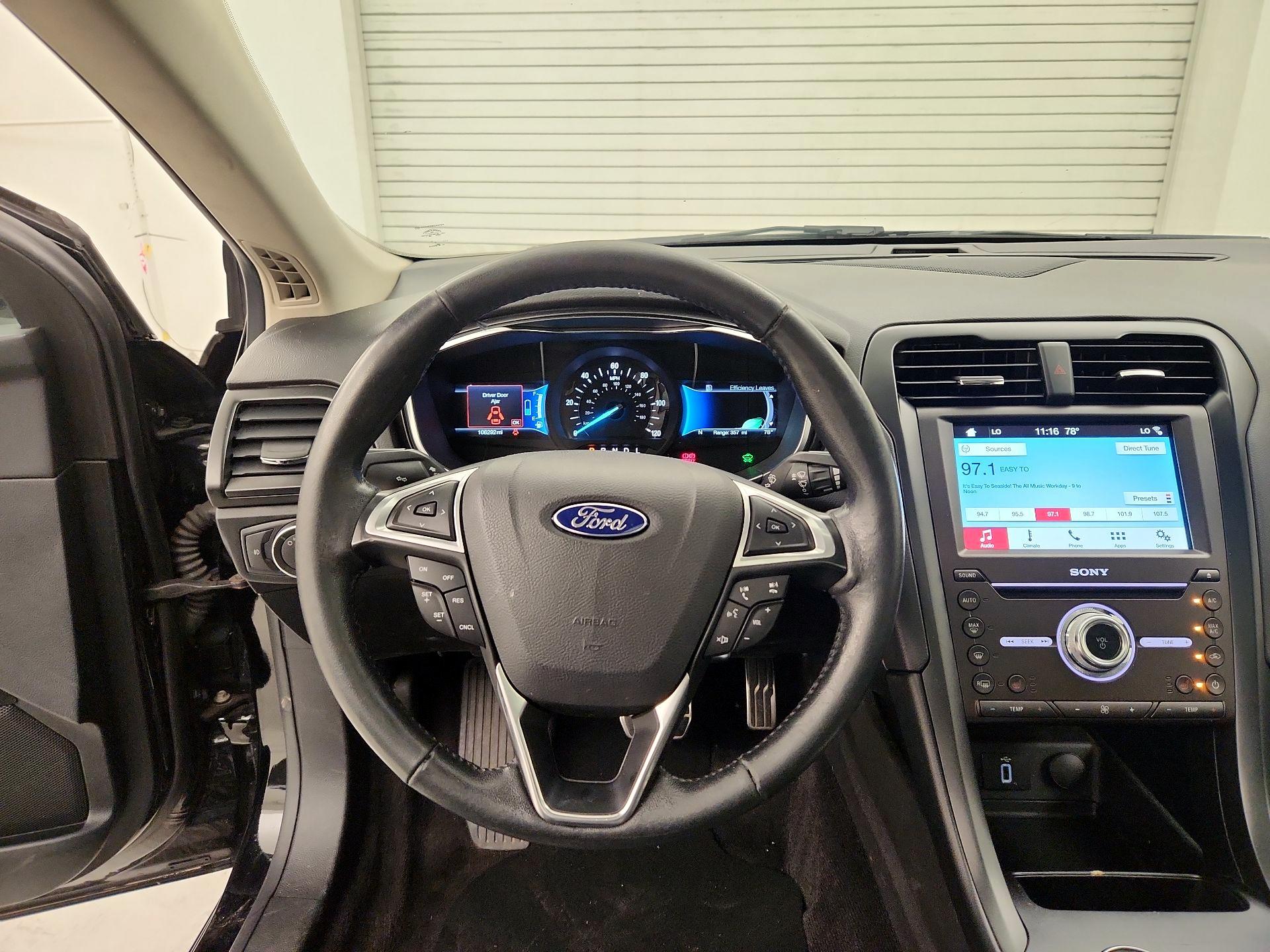 Thumbnail: 2017 Ford Fusion - 10