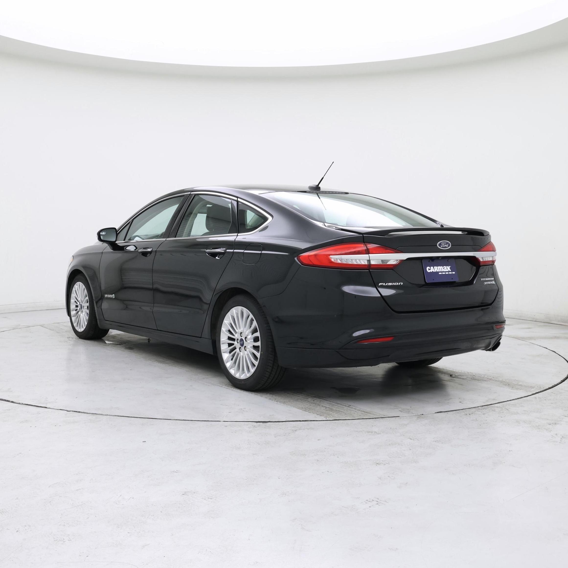 Thumbnail: 2017 Ford Fusion - 2