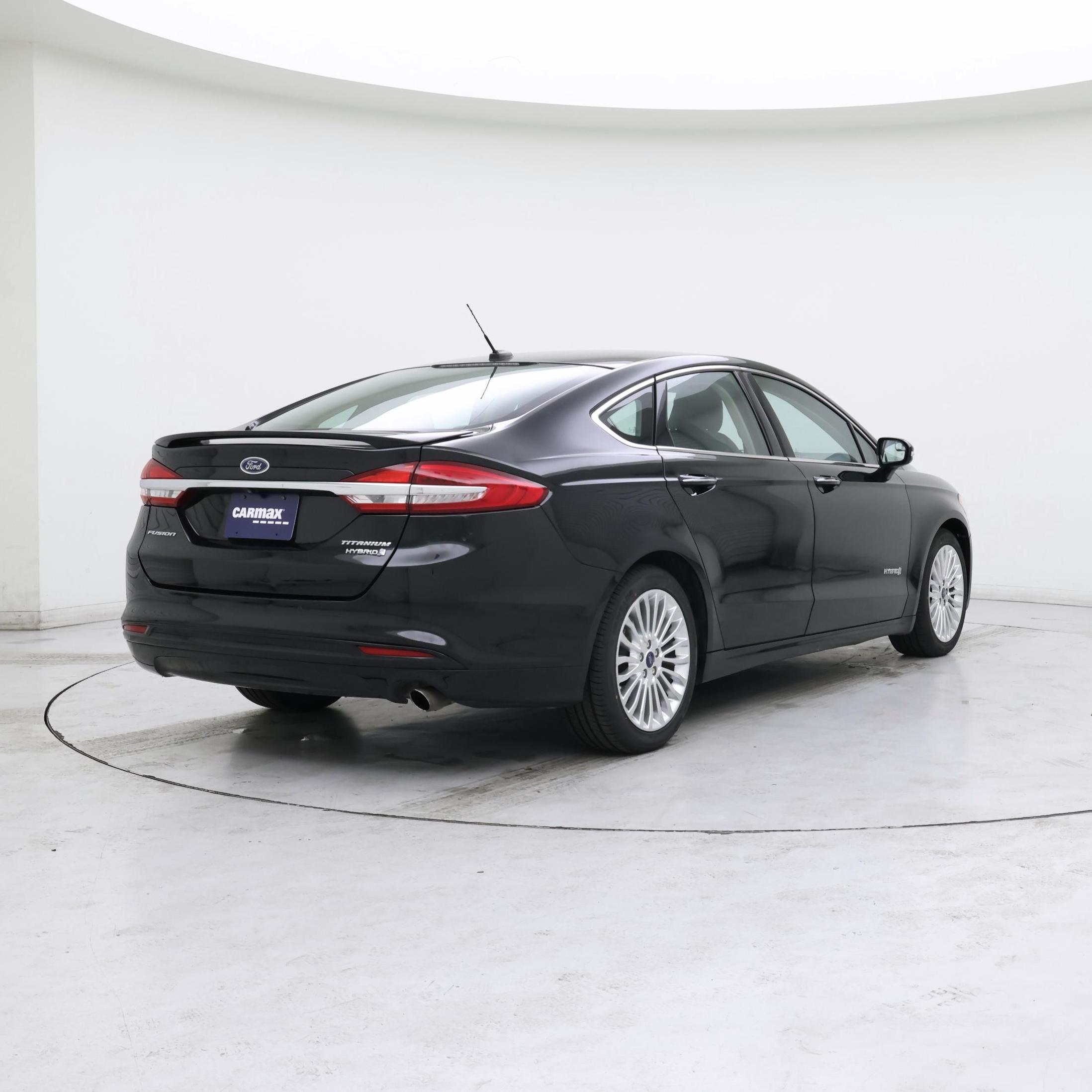 Thumbnail: 2017 Ford Fusion - 8
