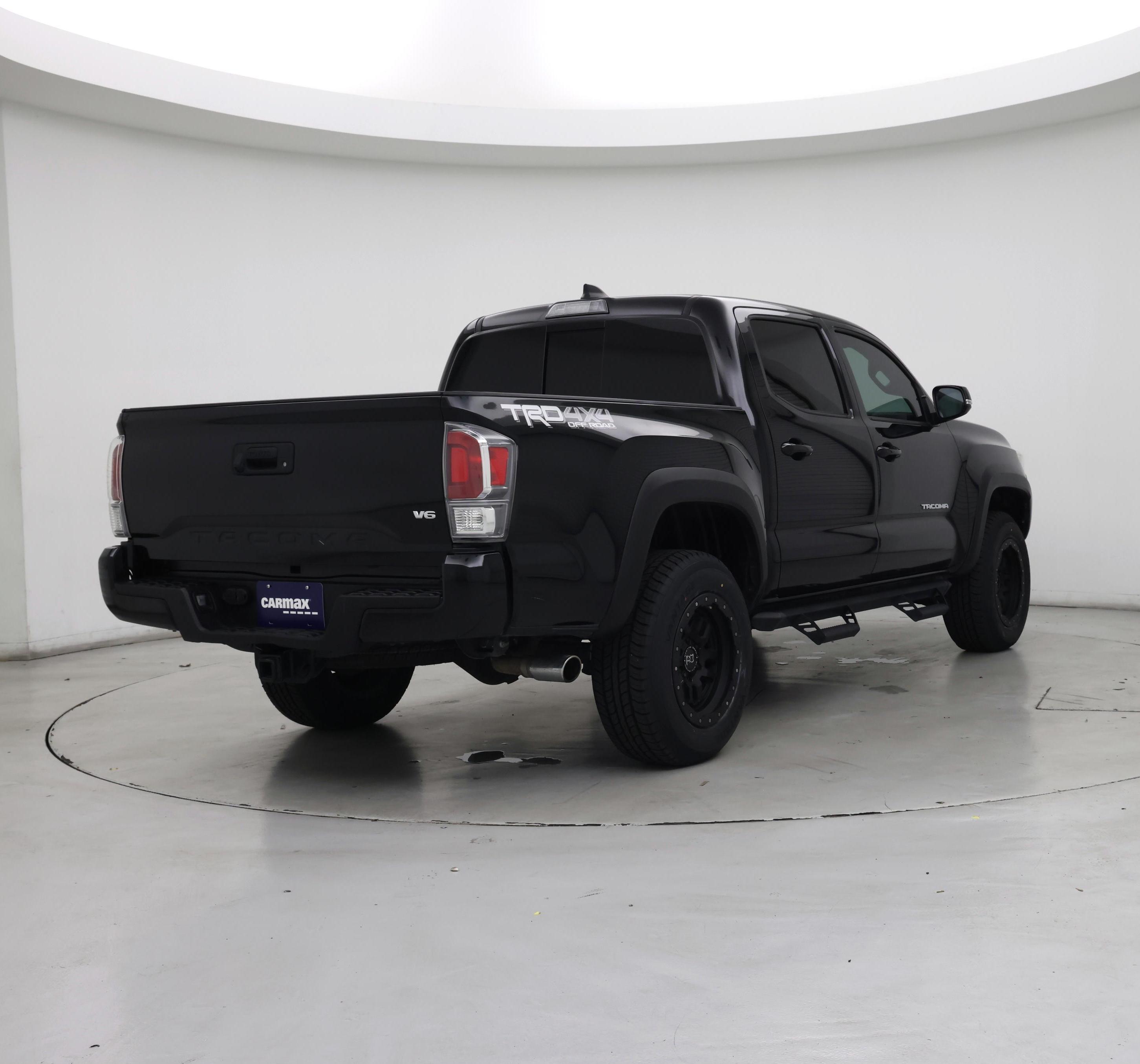 Thumbnail: 2020 Toyota Tacoma - 8