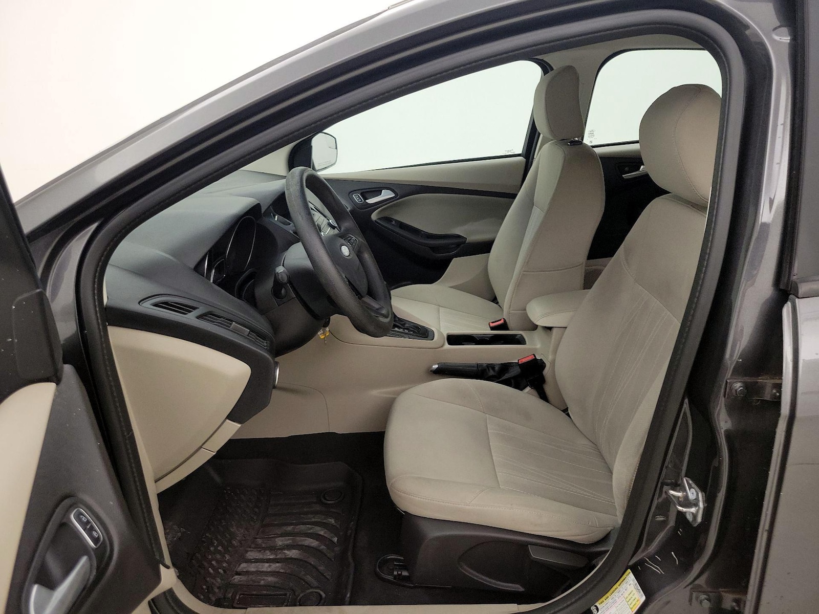 2015 Ford Focus SE - Photo 12